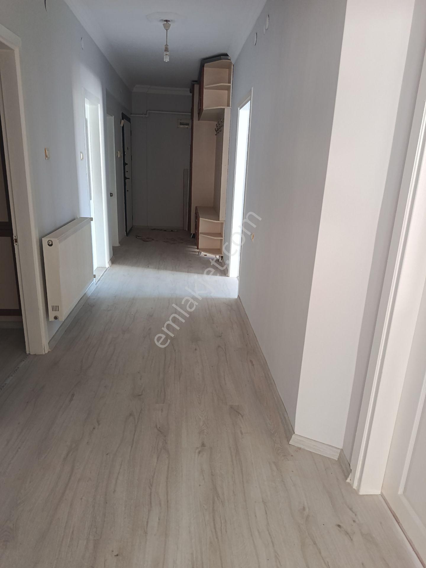 Pazartesi Pazarı Yanı Mavral Sokak'ta 140m² 3+1 Satılık Daire — fotoğraf 12