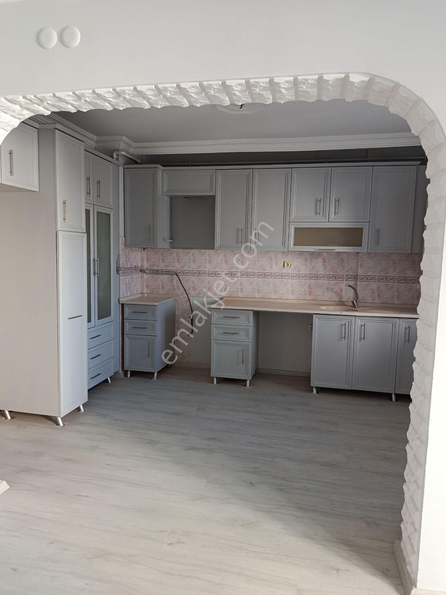 Pazartesi Pazarı Yanı Mavral Sokak'ta 140m² 3+1 Satılık Daire — fotoğraf 21