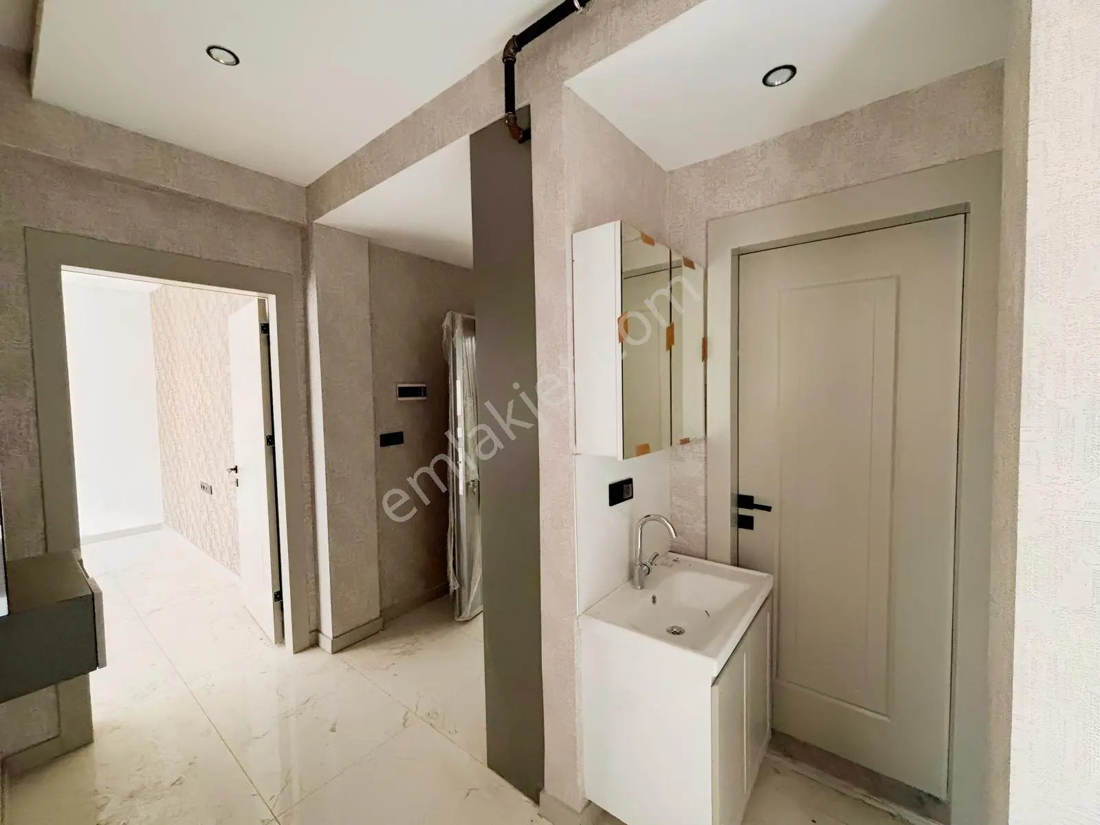 Remax Model Den Şemıkler Mahallesınde 2+1 Sıfır Satılık Daıre — fotoğraf 10