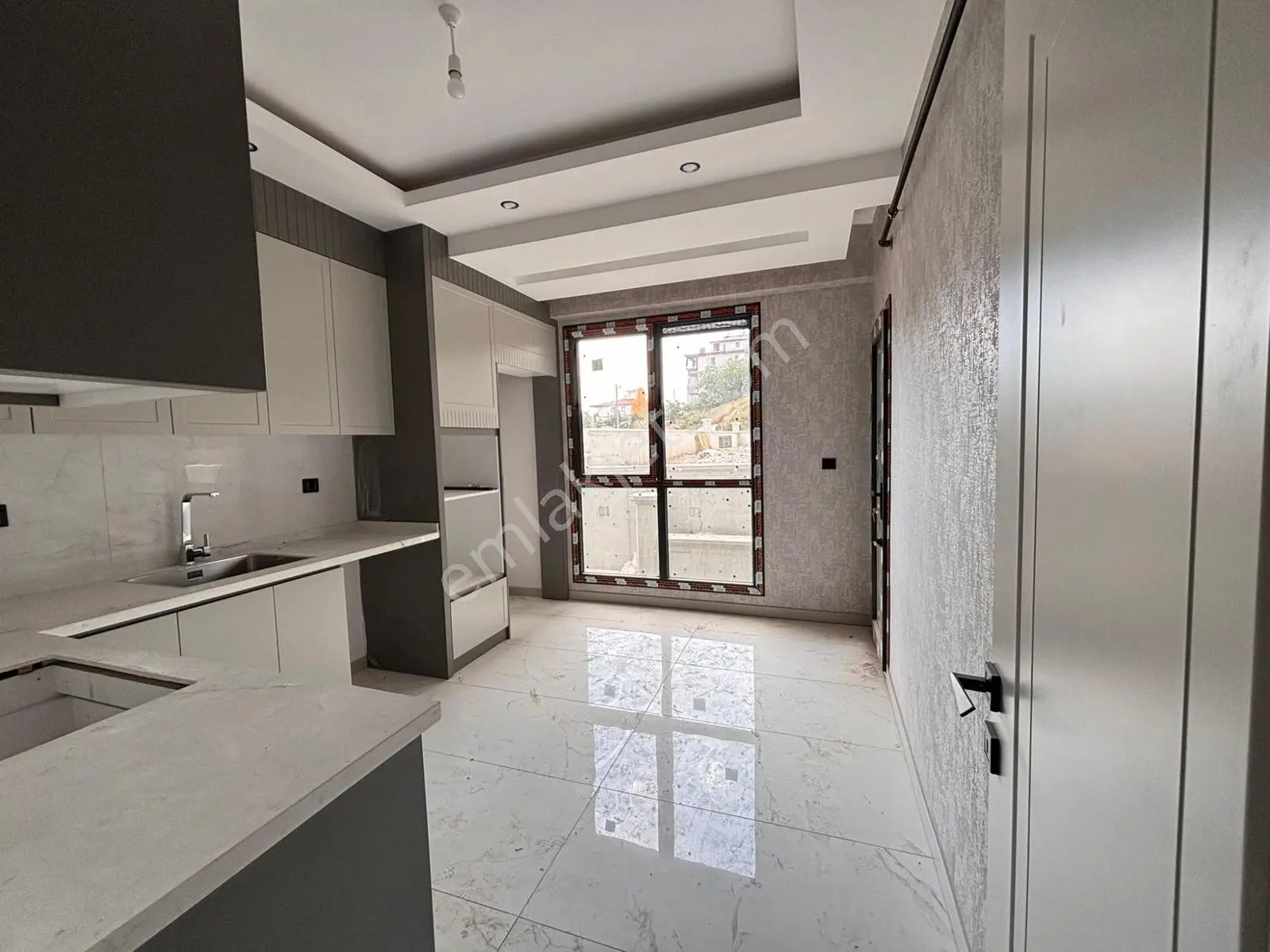 Remax Model Den Şemıkler Mahallesınde 2+1 Sıfır Satılık Daıre — fotoğraf 11
