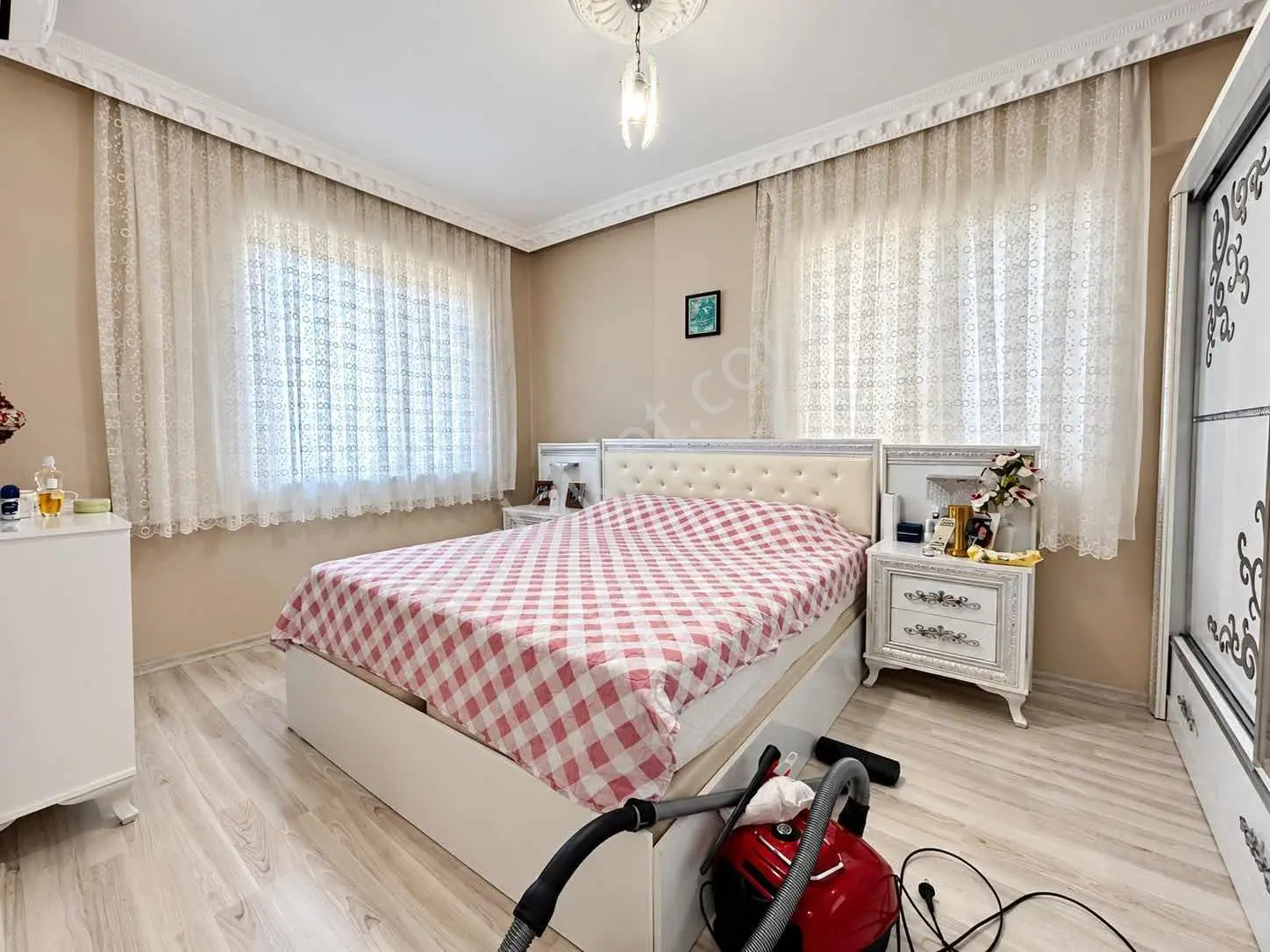 Aktoprak-yüksel Yıldırım Sitesinde Tramvaya 150 Mt 3+1 Satılık — fotoğraf 22