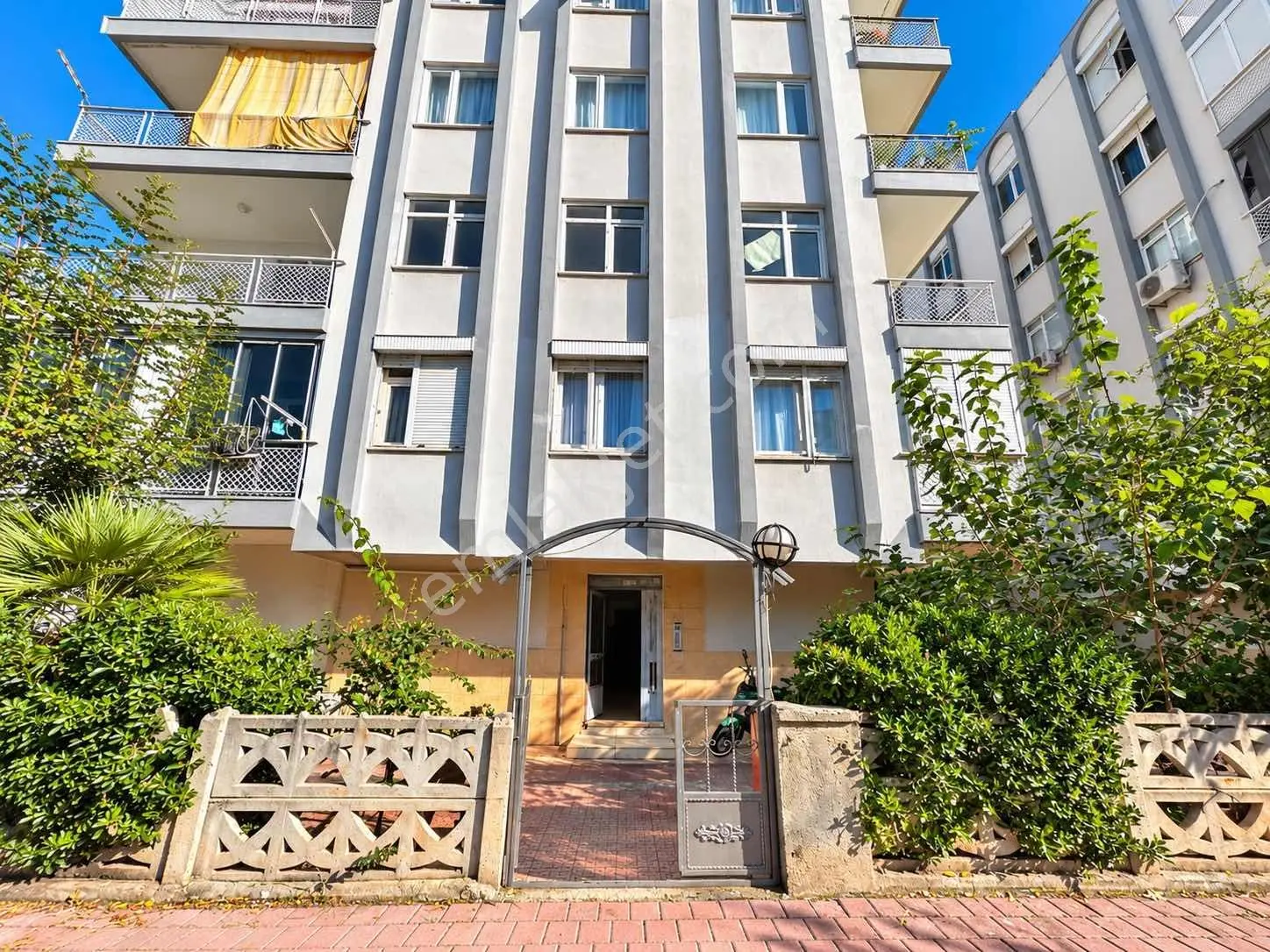Aktoprak-yüksel Yıldırım Sitesinde Tramvaya 150 Mt 3+1 Satılık — fotoğraf 33