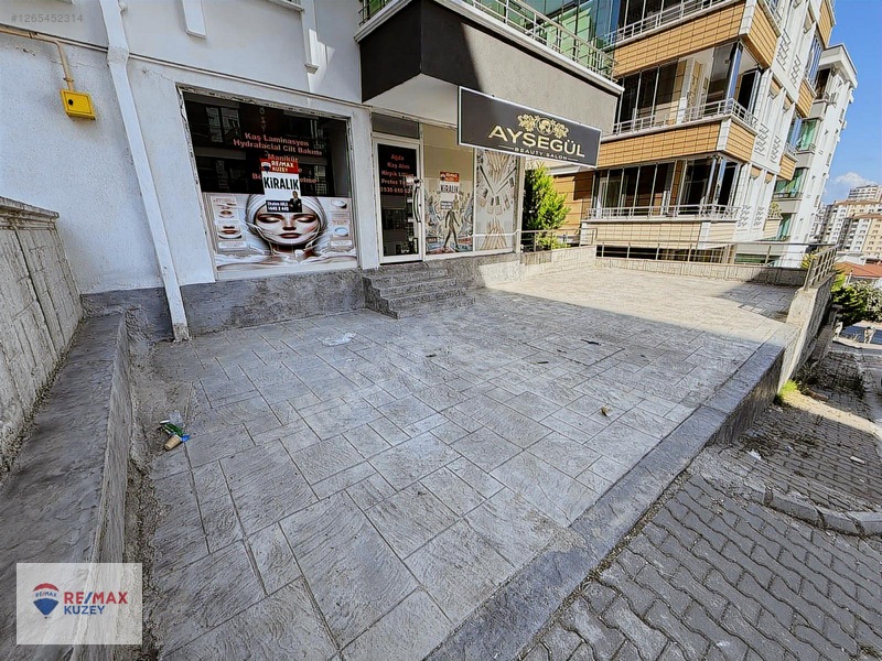 Atakum'da Net 100 M2 Kiralık Dükkan — fotoğraf 3