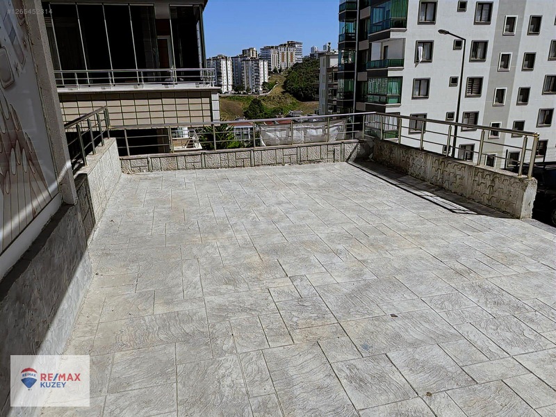Atakum'da Net 100 M2 Kiralık Dükkan — fotoğraf 7