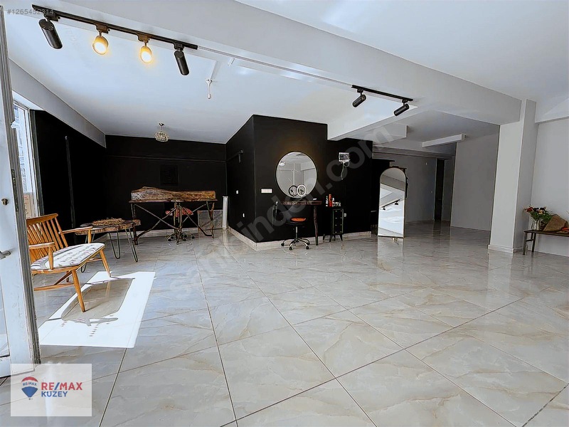 Atakum'da Net 100 M2 Kiralık Dükkan — fotoğraf 8