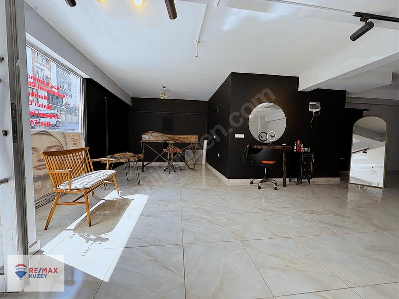Atakum'da Net 100 M2 Kiralık Dükkan — fotoğraf 9