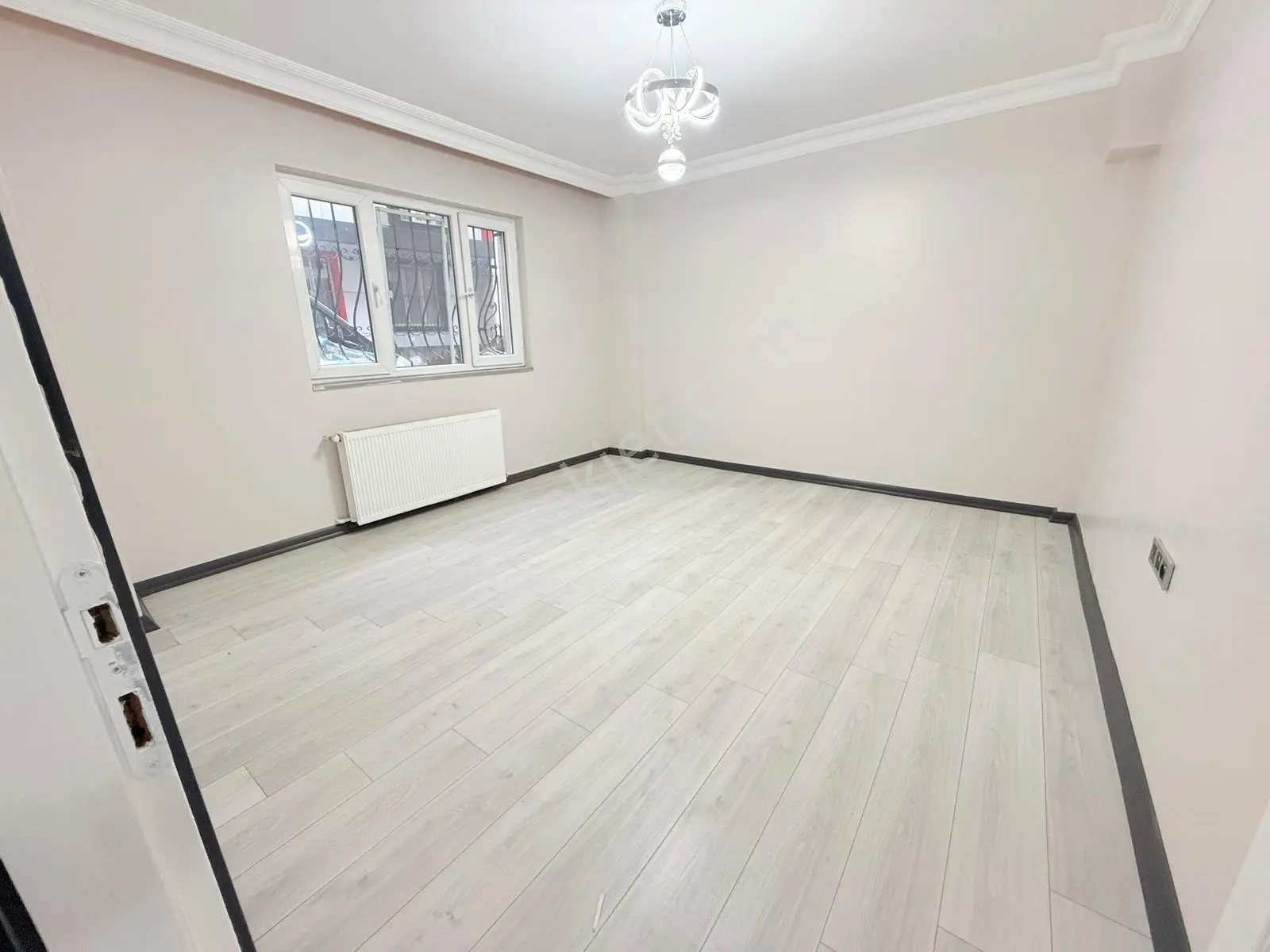 Pusula İnş.Tan Esentepe Mah Giriş Kat Gibi 95M2 Bahçe Katı Daire