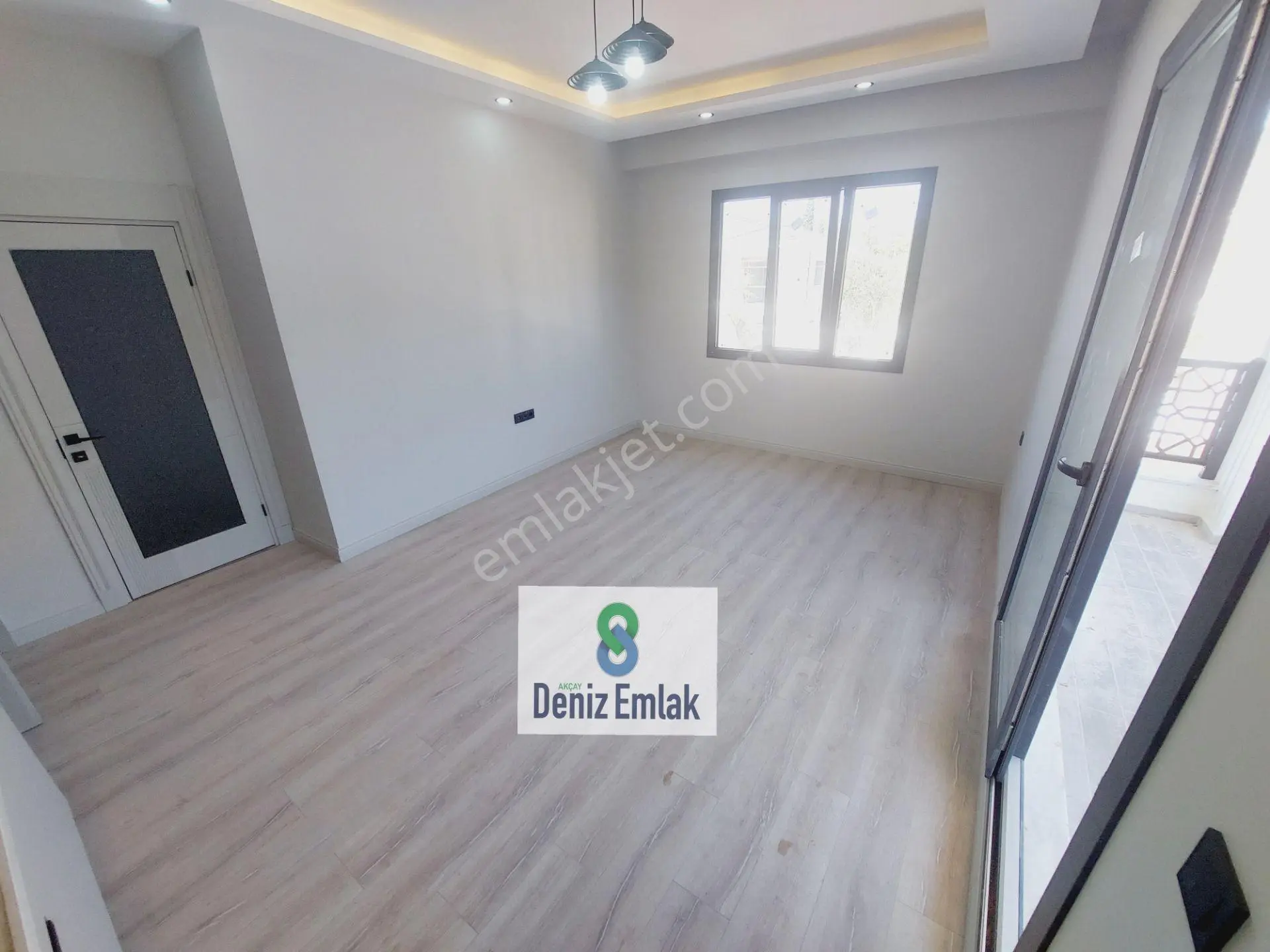 Denizden Gürede Bahçeli Yerden Isıtmalı Satılık 2+1 Daire. — fotoğraf 4