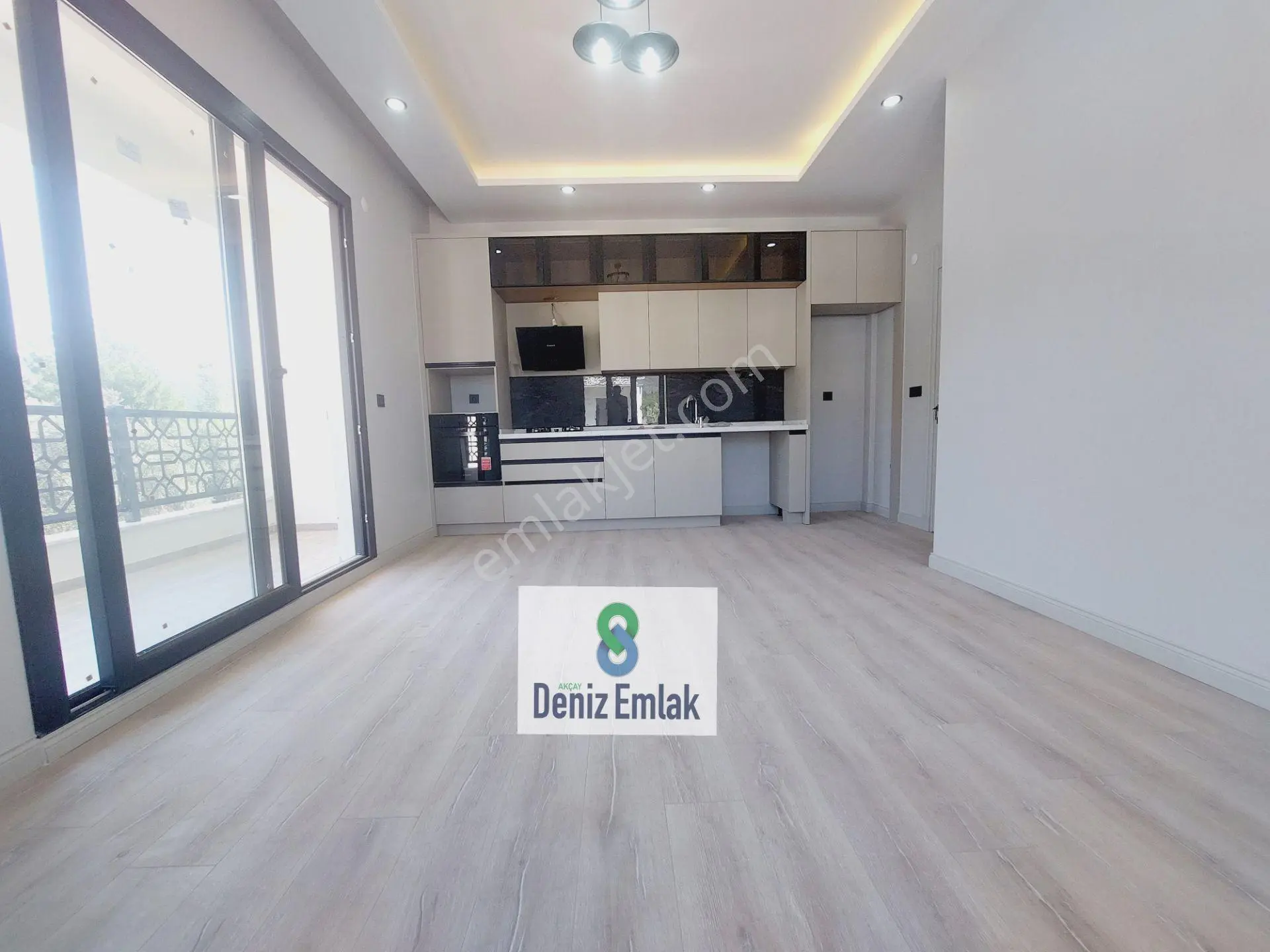 Denizden Gürede Bahçeli Yerden Isıtmalı Satılık 2+1 Daire. — fotoğraf 12