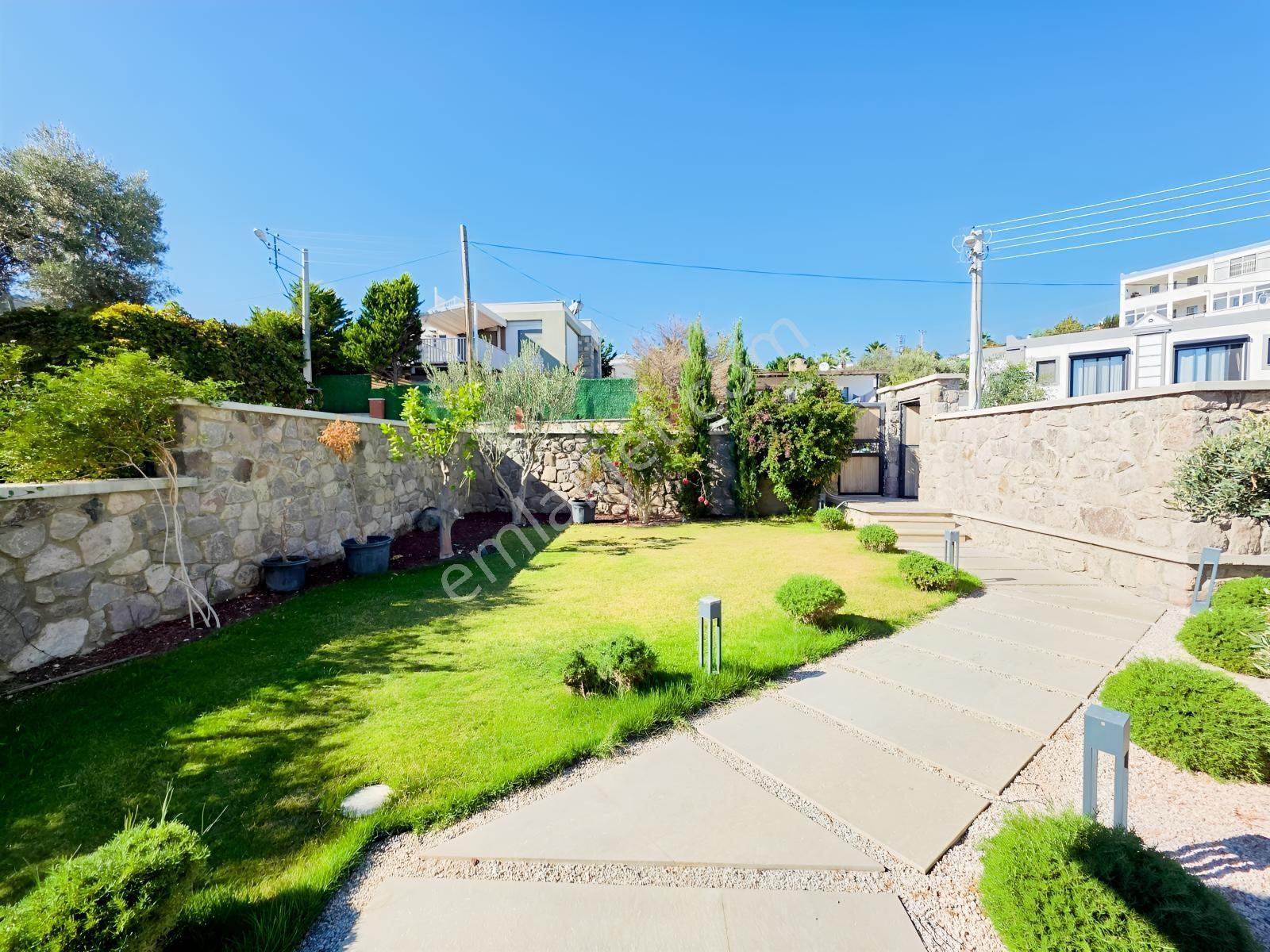 Ortakent'te 500 M2 Arsa İçerisinde Sıfır Özel Havuzlu Villa — fotoğraf 8