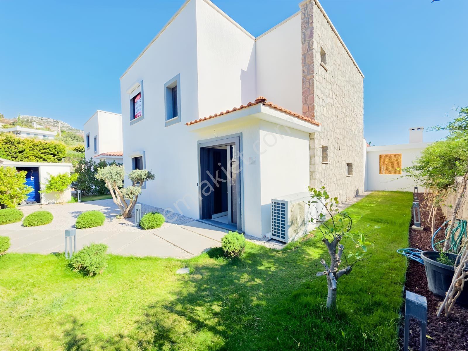 Ortakent'te 500 M2 Arsa İçerisinde Sıfır Özel Havuzlu Villa — fotoğraf 29