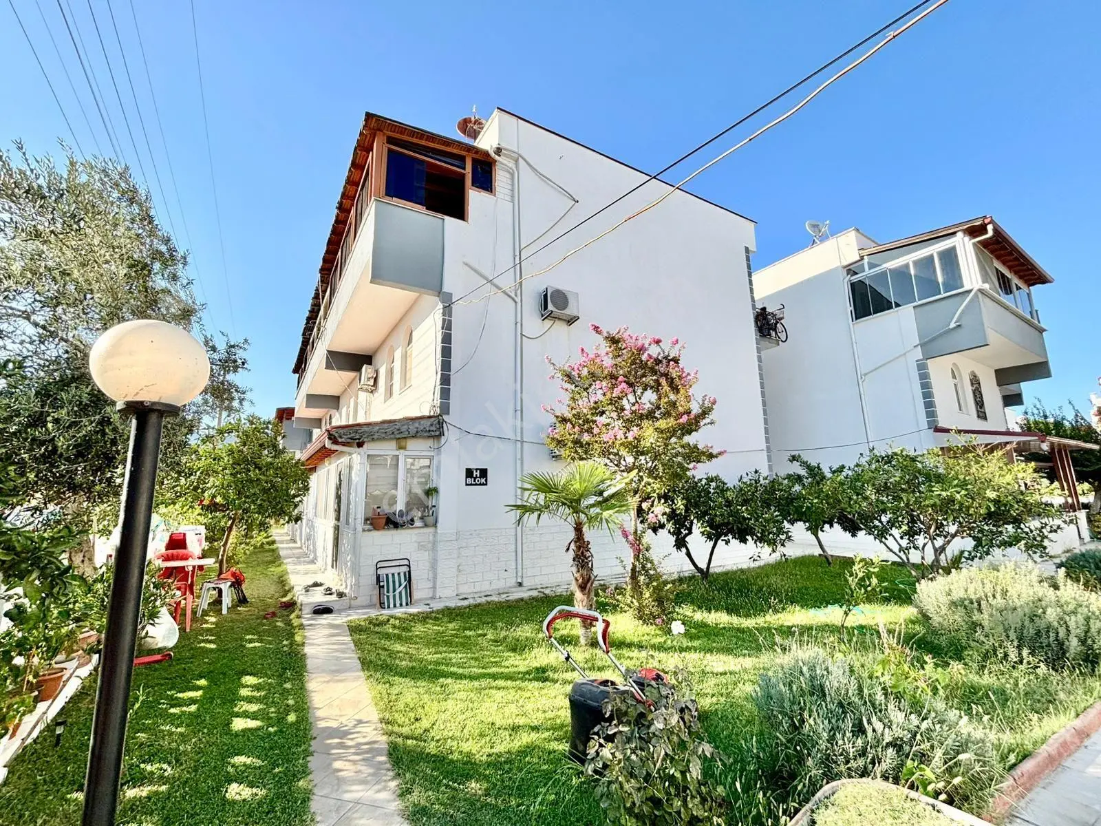 ꧁ay Emlaktan꧂güre'de Yolun Altında Denize Sadece 200 Metre Satılık 2+1 Yüzme Havuzlu Bahçeli Villa — fotoğraf 30