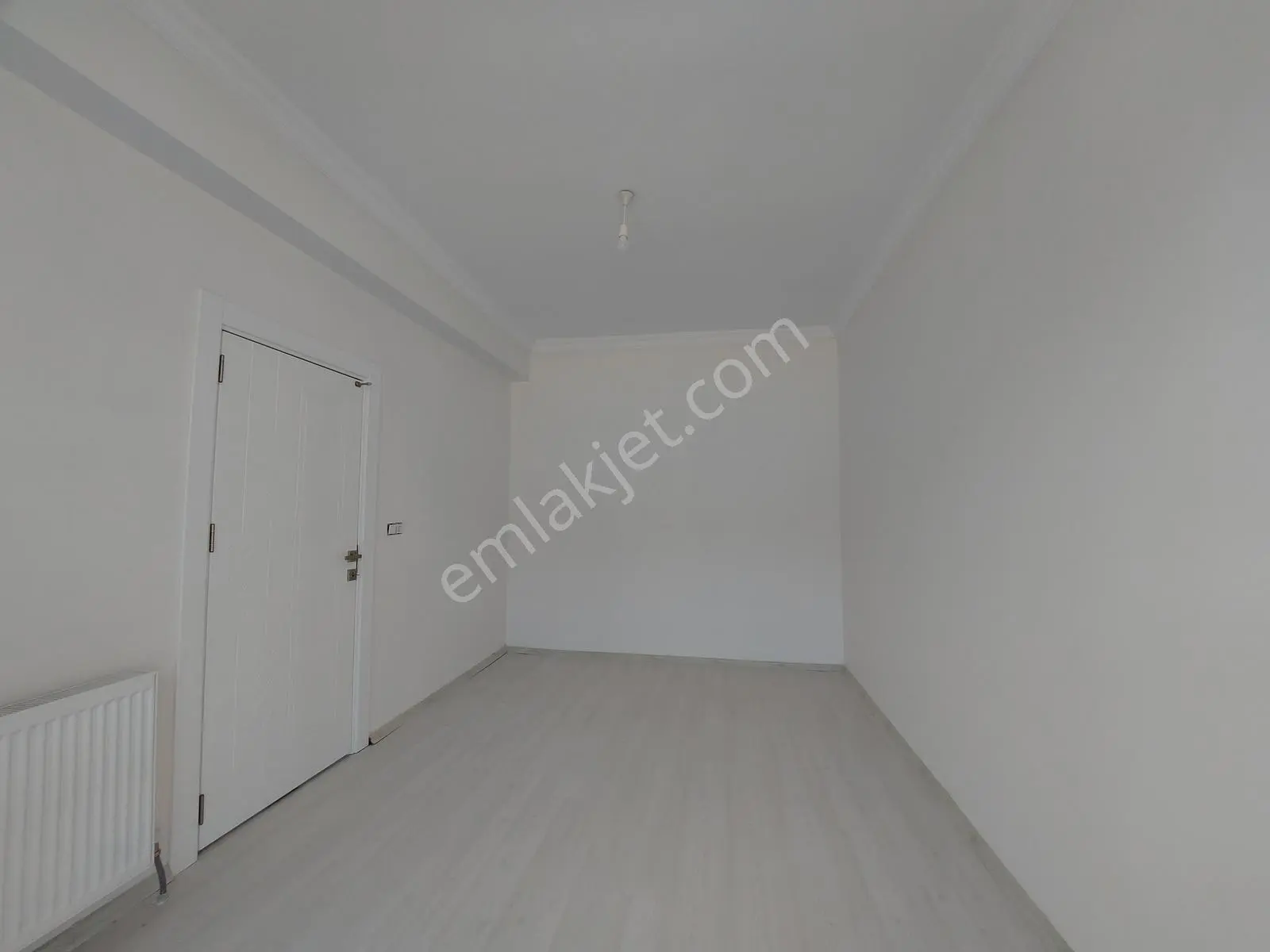 Yeni Rota'dan Üniversite Karşısı 1+1 Satlık Daire — fotoğraf 8