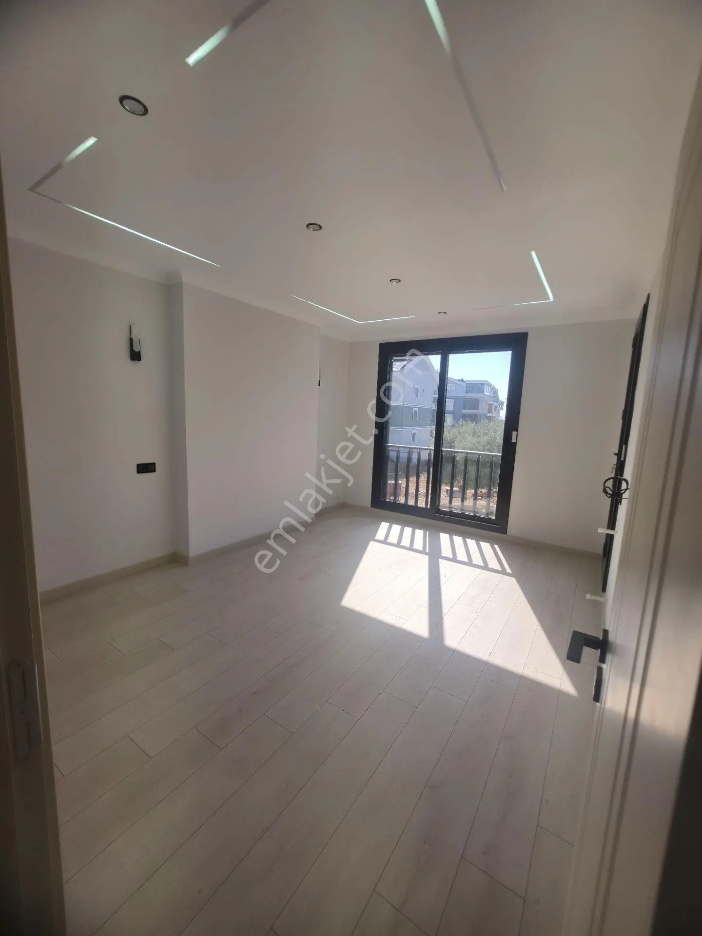 Didim Efeler Mahallesi'nde Havuzlu 3+1 Müstakil Villa — fotoğraf 9
