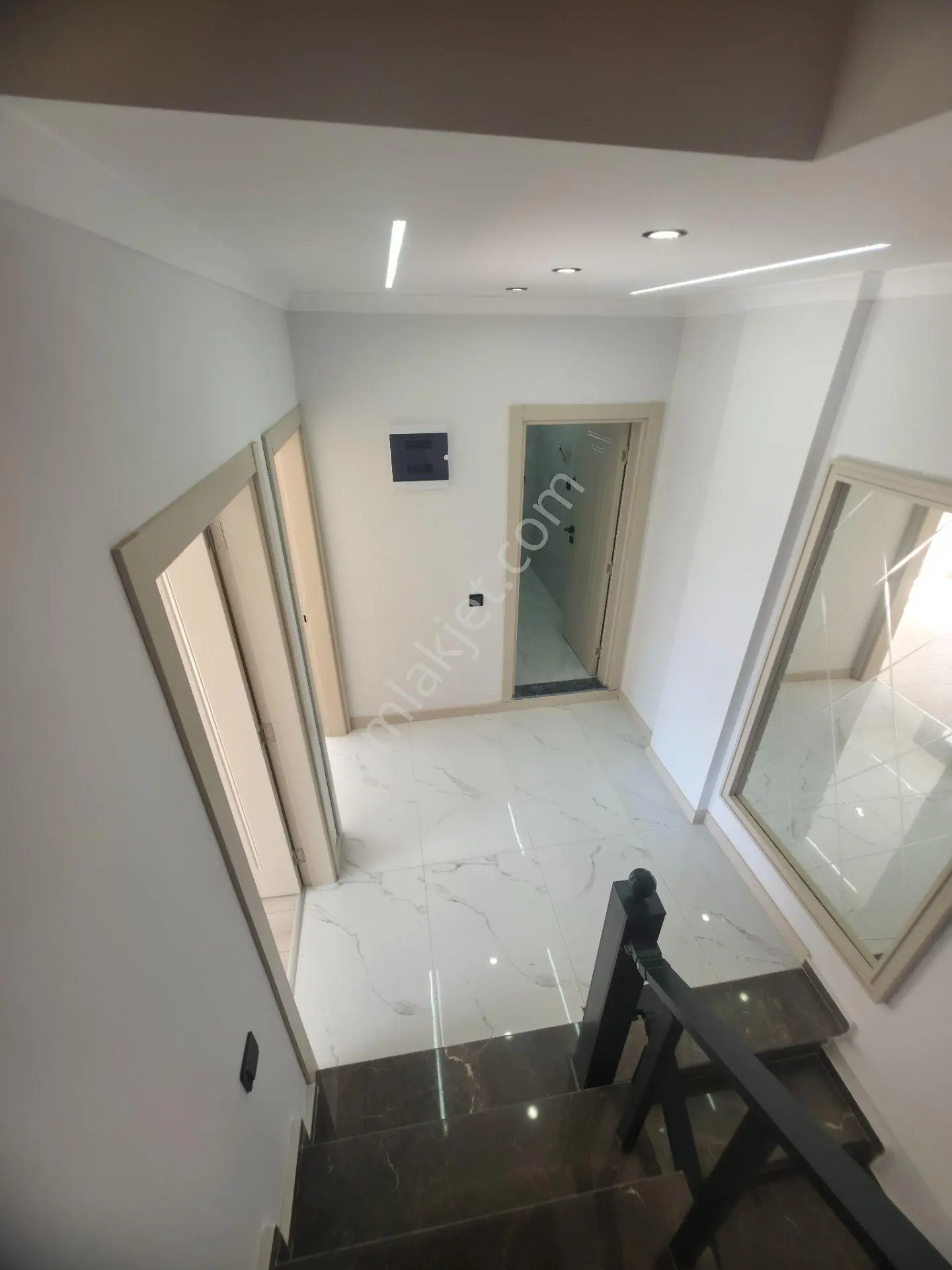 Didim Efeler Mahallesi'nde Havuzlu 3+1 Müstakil Villa — fotoğraf 14