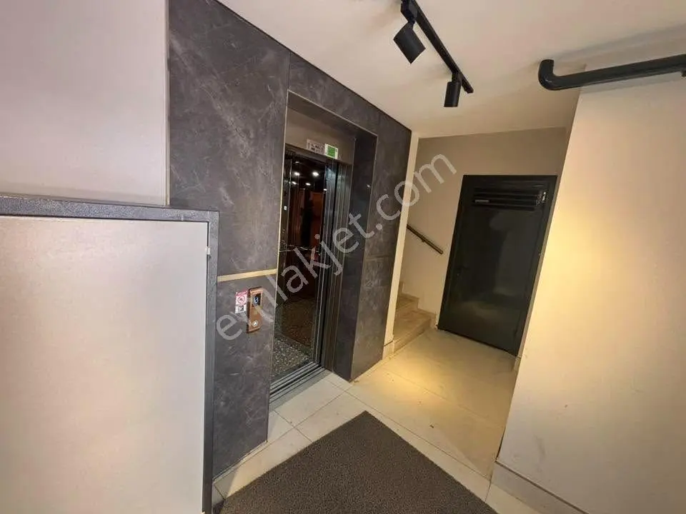 Tc Emlaktan Satılık Sıfır Site İçersinde ! — fotoğraf 12