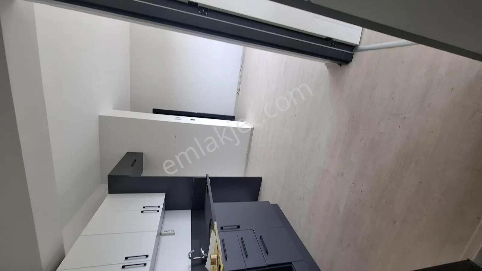 Adana Sarıçam'da Satılık 1+1 Daire - Bulvar Üzeri — fotoğraf 6