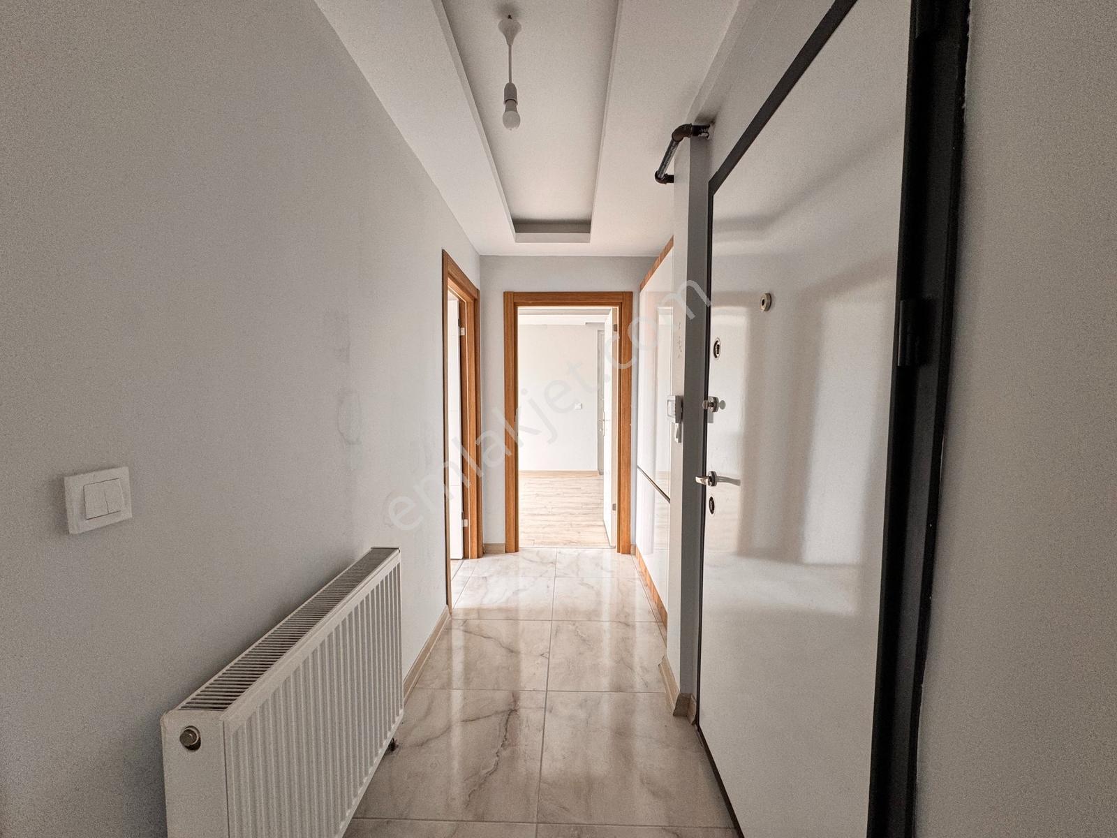 İncek Bulvar Dibinde | Ara Kat | Balkonlu | Yüksek Kira Getirli — fotoğraf 8