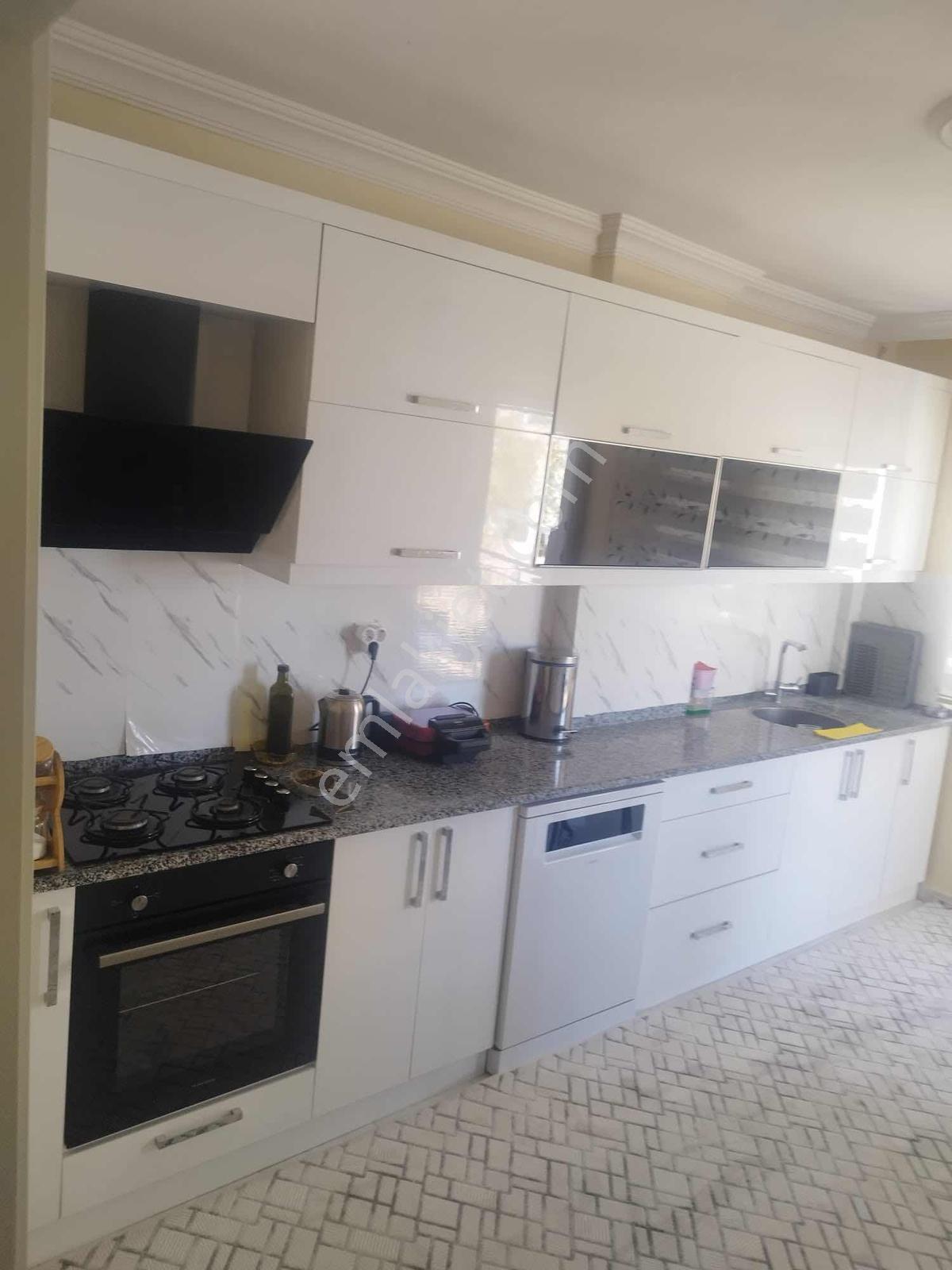 Tramvay Dibi Arakat 3+1 Çift Balkon Güney Cephe — fotoğraf 3
