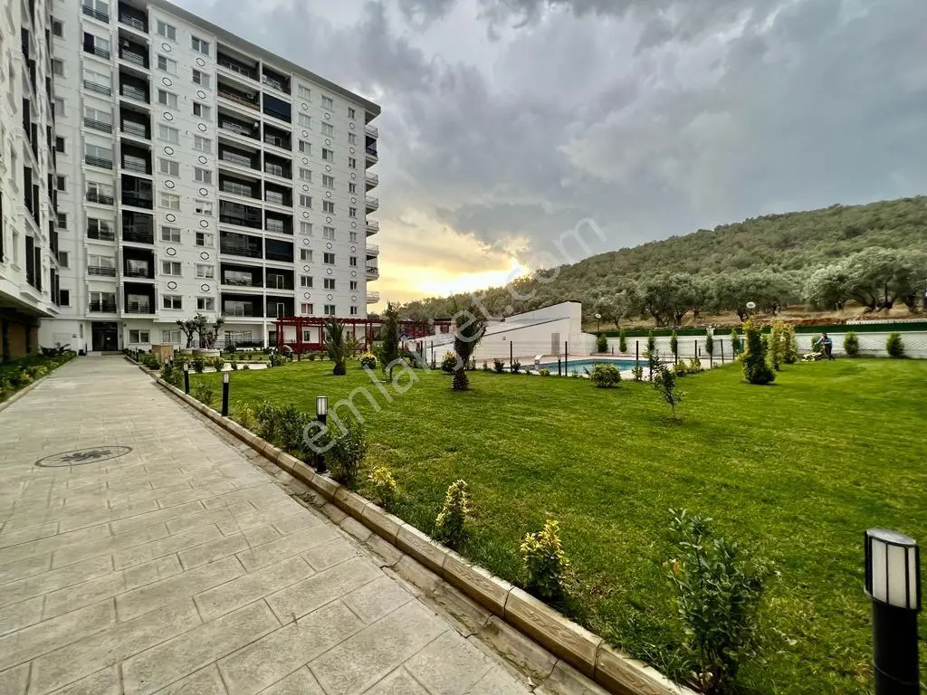 ꧁ay Emlaktan꧂kadıköy'de Full Eşyalı Havuz Ve Deniz Manzaralı Havuzlu Türk Hamamlı Satılık 2+1 Daire — fotoğraf 4