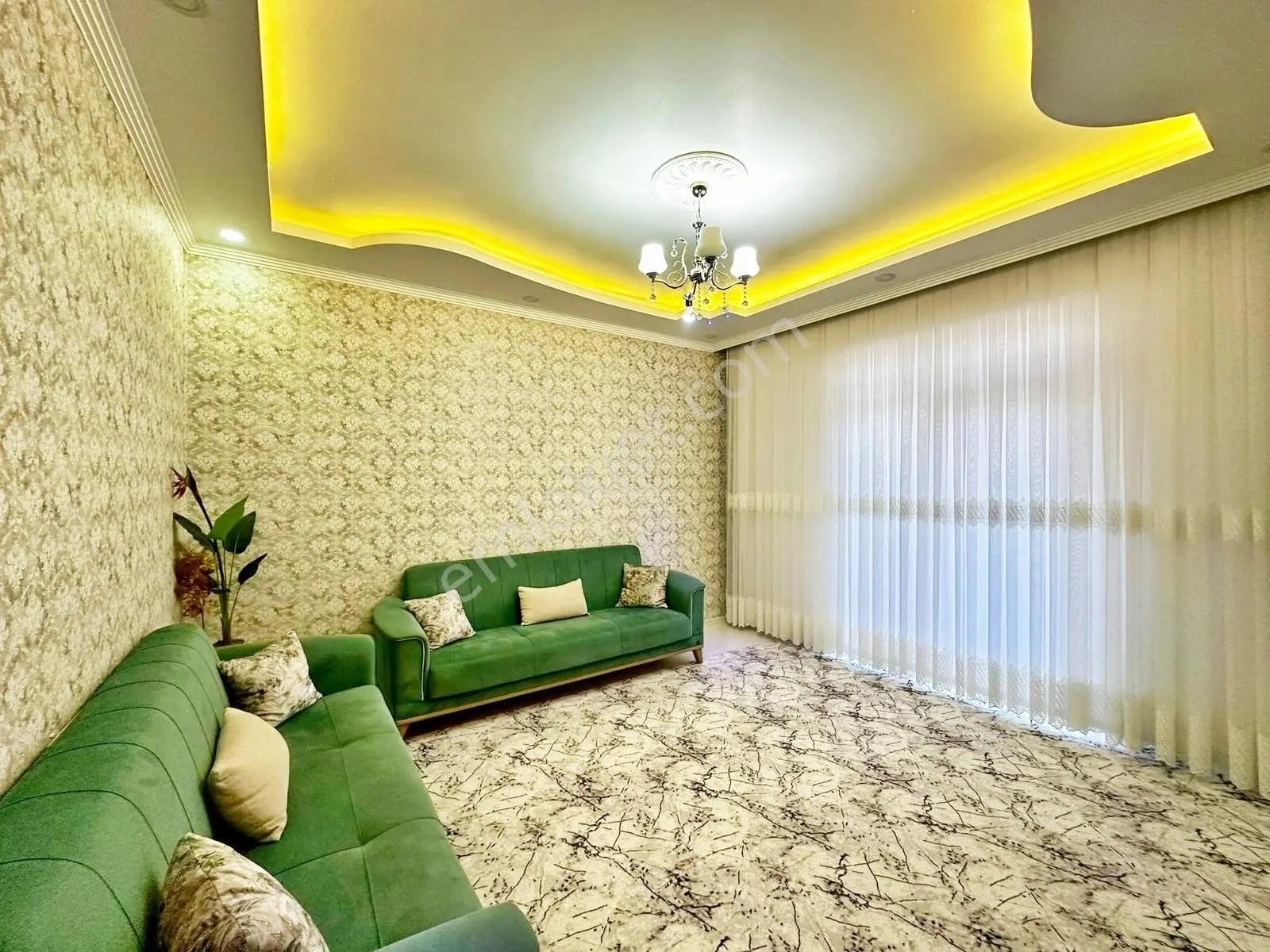 Karacaahmet'te Merkz Konum Site İçi Çift Cam Balkon Bakımlı4+1 — fotoğraf 14