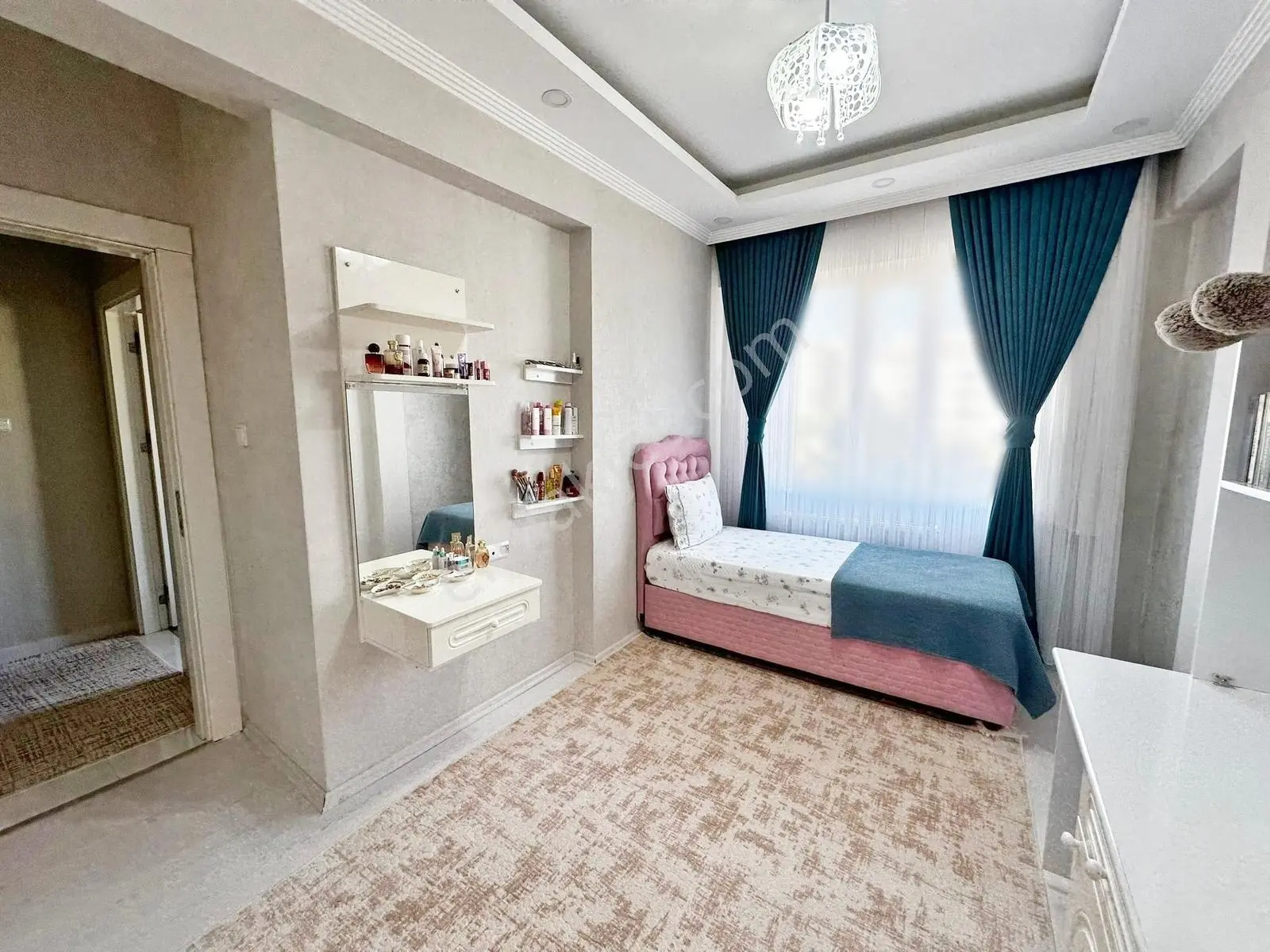 Karacaahmet'te Merkz Konum Site İçi Çift Cam Balkon Bakımlı4+1 — fotoğraf 15