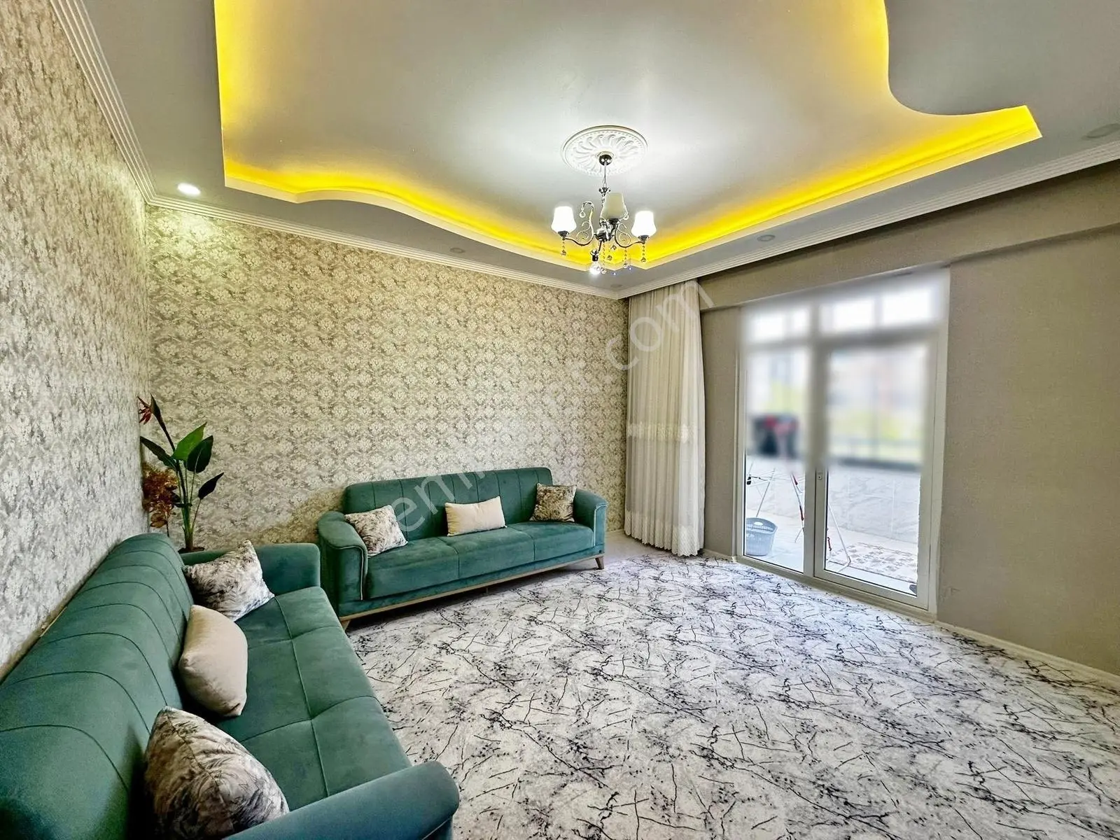 Karacaahmet'te Merkz Konum Site İçi Çift Cam Balkon Bakımlı4+1 — fotoğraf 35