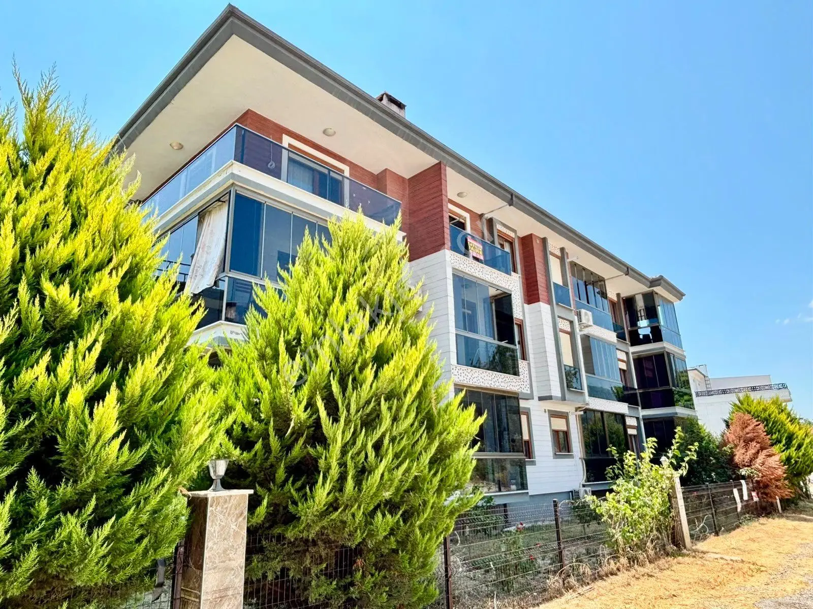⭐ay Emlaktan⭐akçay Merkezde Kazdağı Manzaralı Denize Sadece 700 Mt Ön Cephe Satılık 2+1 Daire — fotoğraf 2