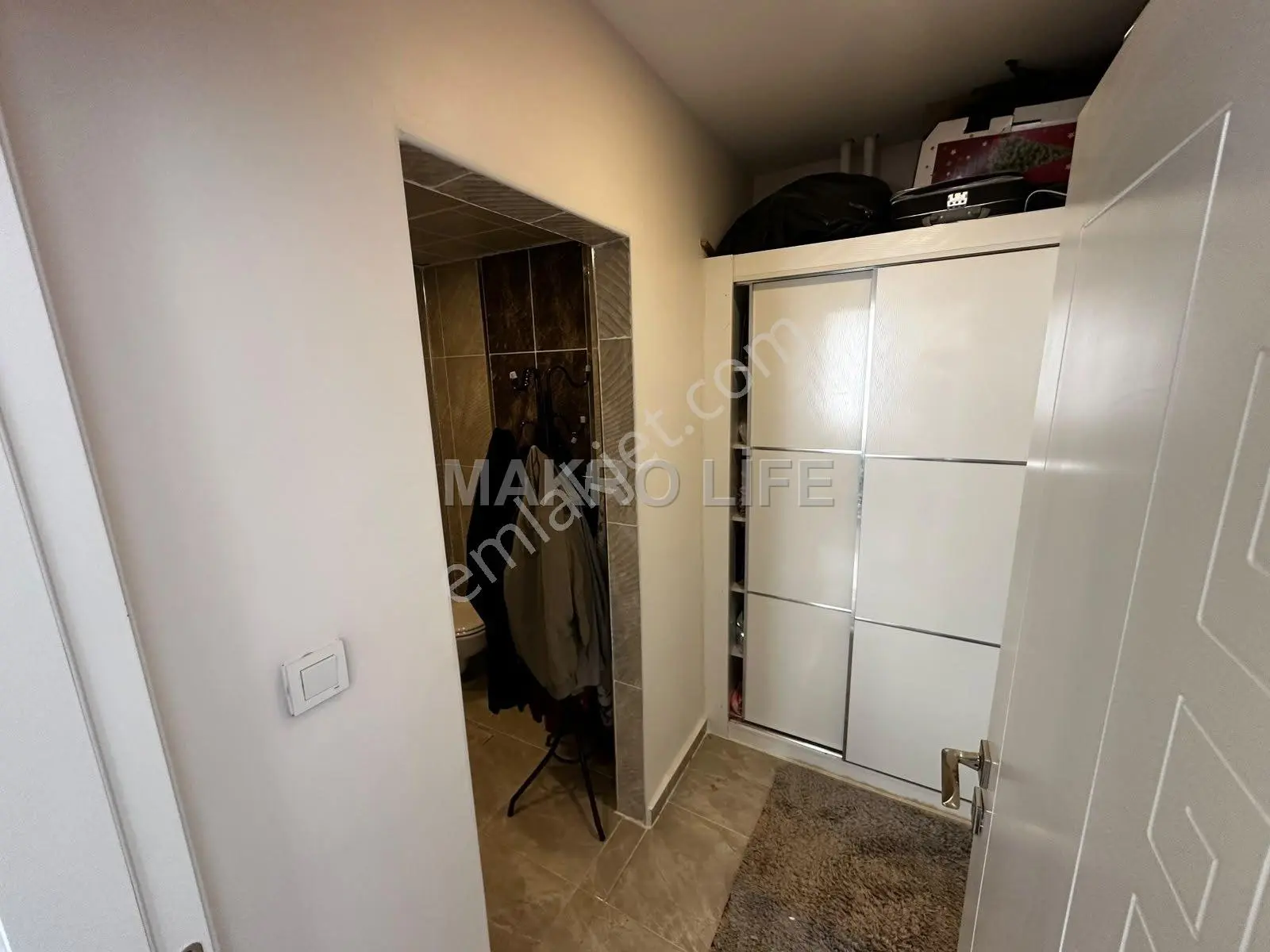 Tema Park Karşısı Harika Konumda Satılık 4+1 Havuzlu Site — fotoğraf 4