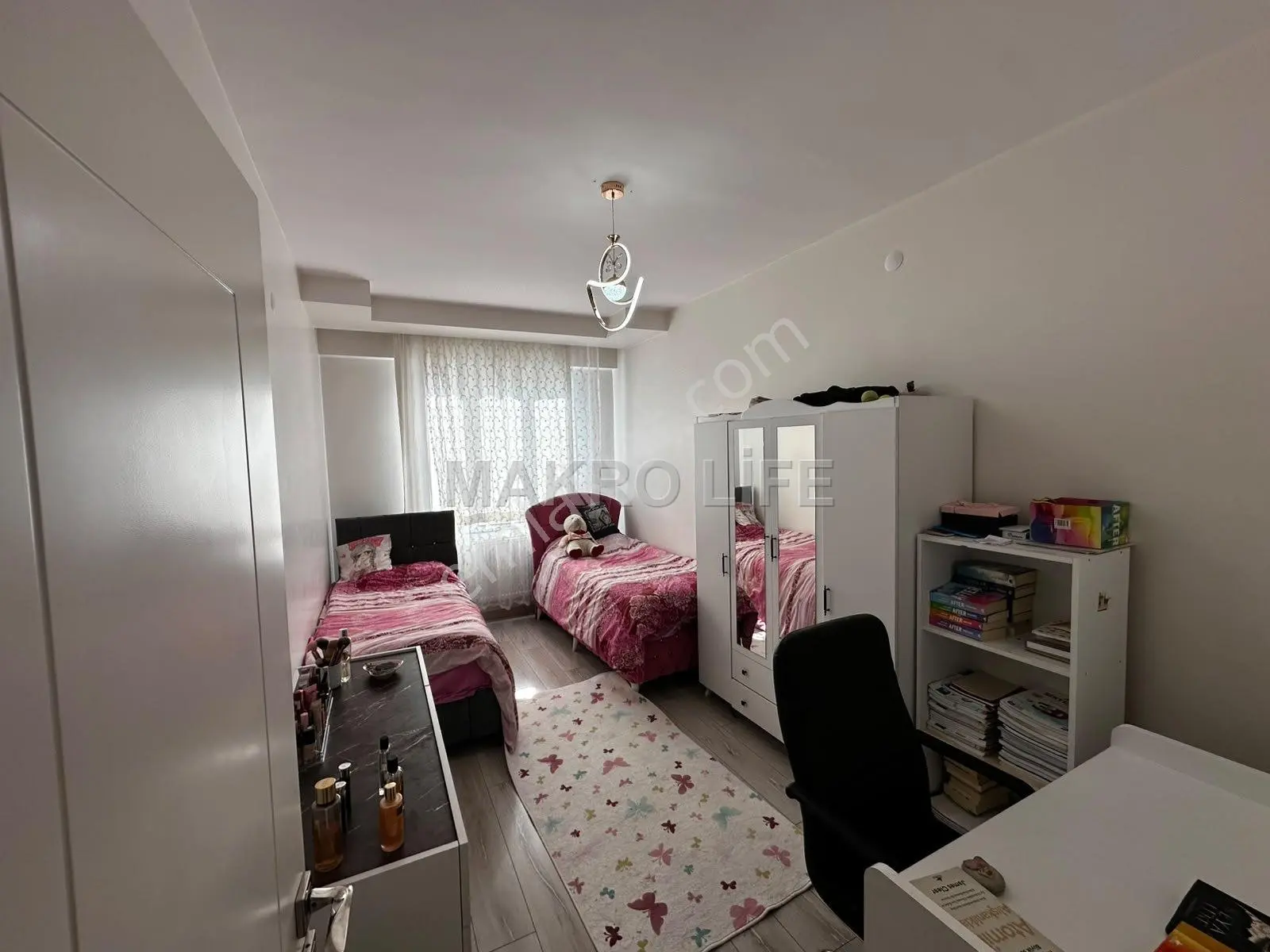 Tema Park Karşısı Harika Konumda Satılık 4+1 Havuzlu Site — fotoğraf 13