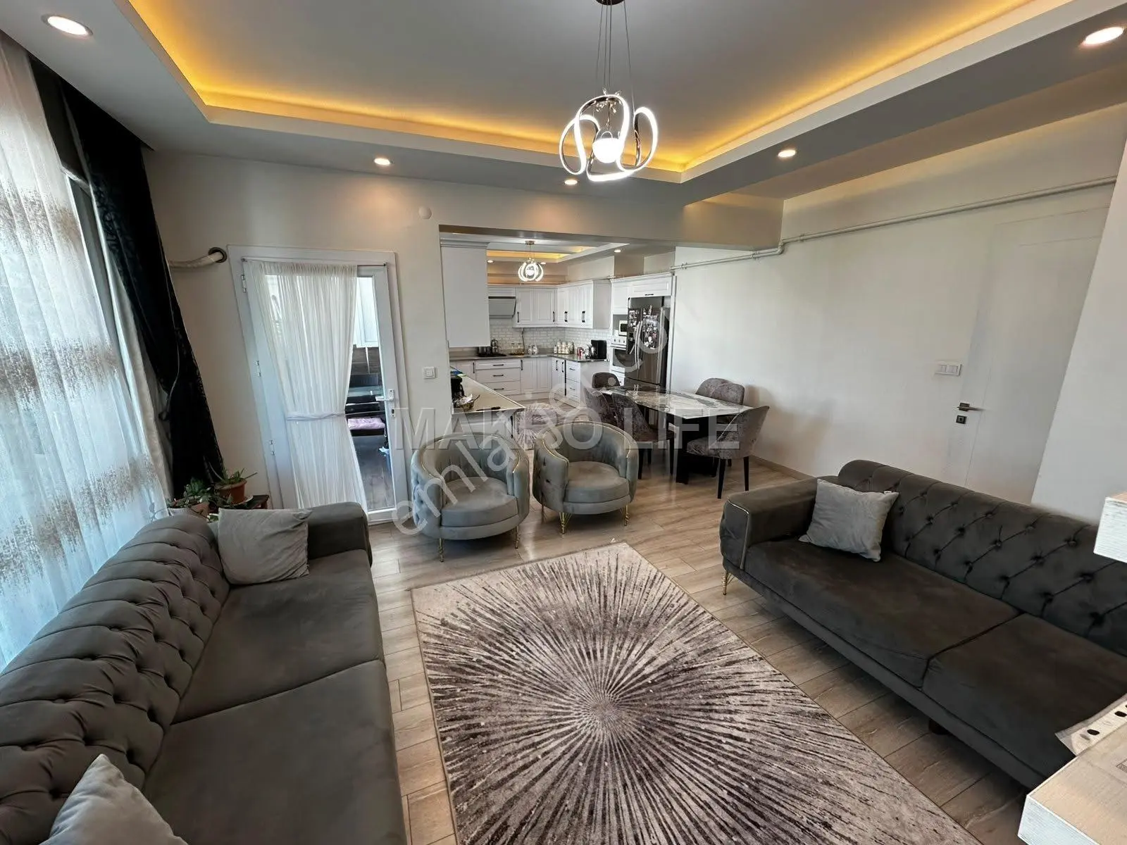 Tema Park Karşısı Harika Konumda Satılık 4+1 Havuzlu Site — fotoğraf 24