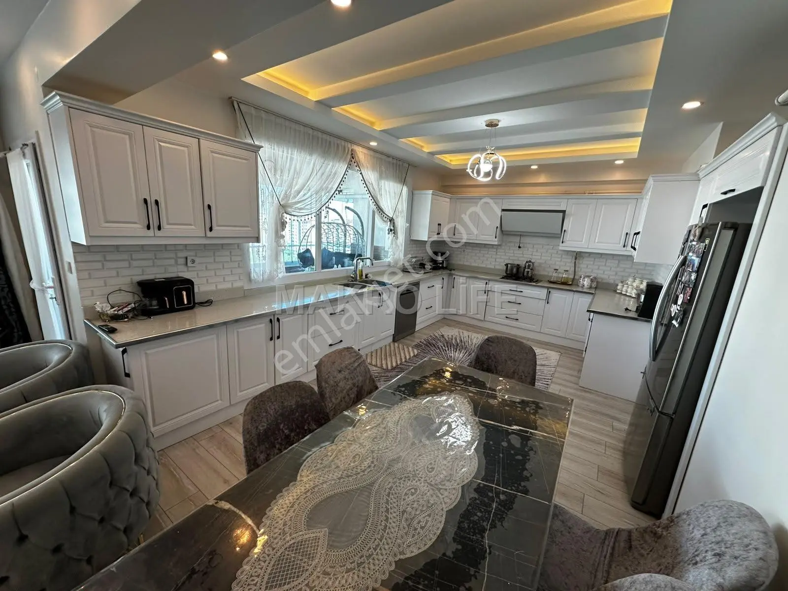 Tema Park Karşısı Harika Konumda Satılık 4+1 Havuzlu Site — fotoğraf 28