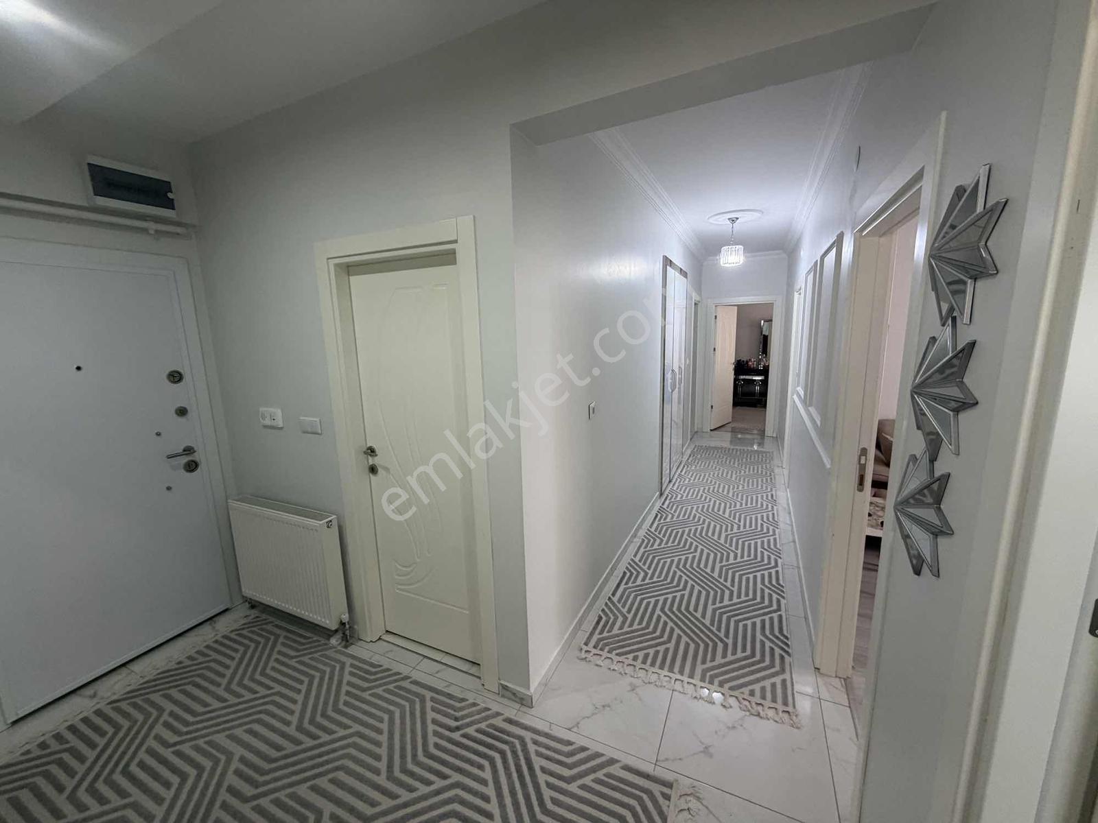 Ataşehirde Mükemmel Konumda Satılık 3+1 Fırsat Daire — fotoğraf 7
