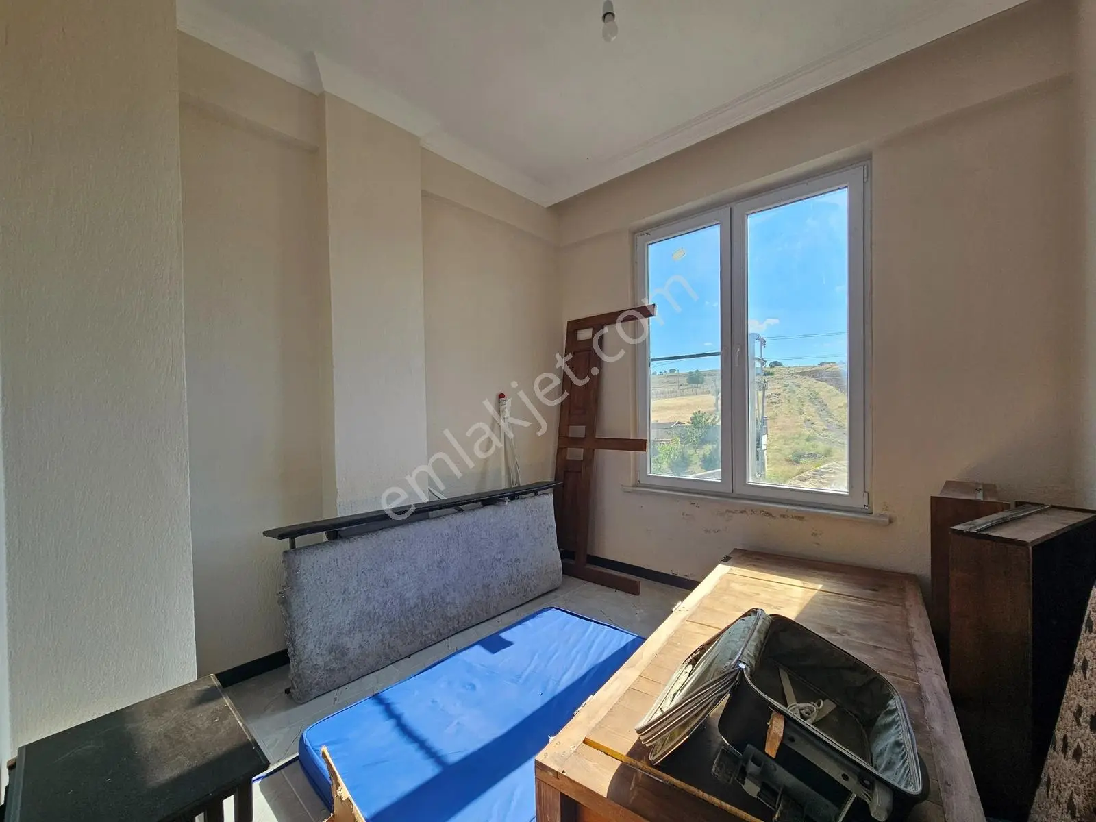 Meram Bayat'ta 1000m2 Arsa İçinde Sıfır 2 Katlı Bina Ve Arsası — fotoğraf 27