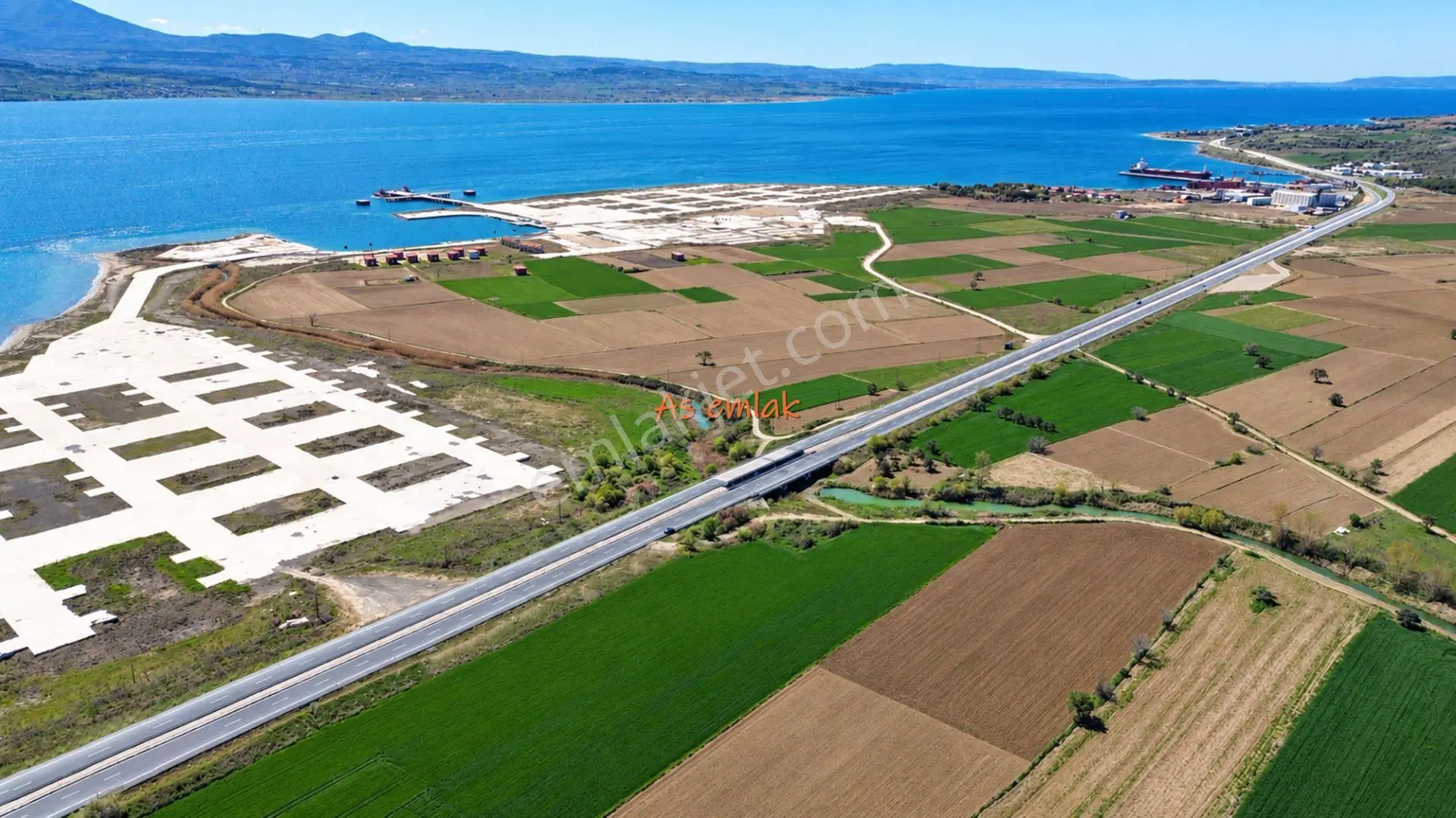 Gelibolu Sütlüce'de Köprü Manzaralı,yola Cepheli 9507.83 M2 Arazi — fotoğraf 2