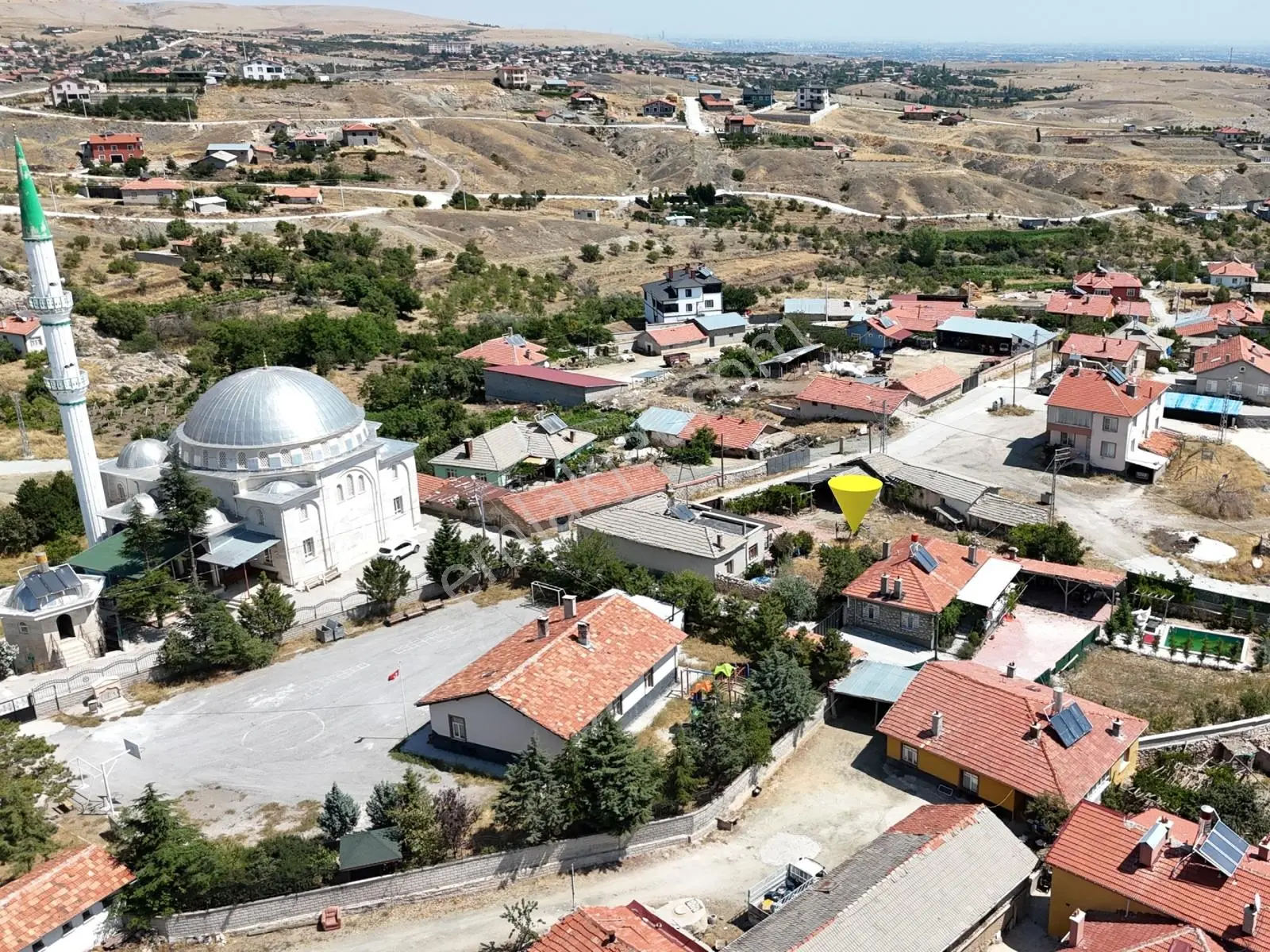 İşyapar'dan Karadiğinderesinde 839 M Köşe Parsel Üzerinde Bahçe — fotoğraf 35