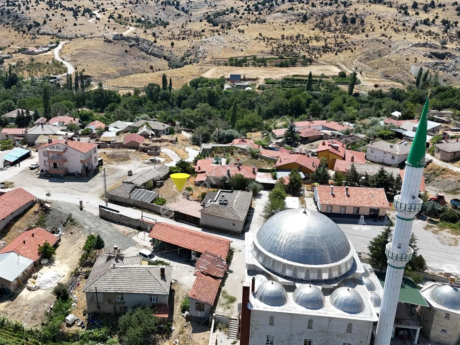 İşyapar'dan Karadiğinderesinde 839 M Köşe Parsel Üzerinde Bahçe — fotoğraf 37