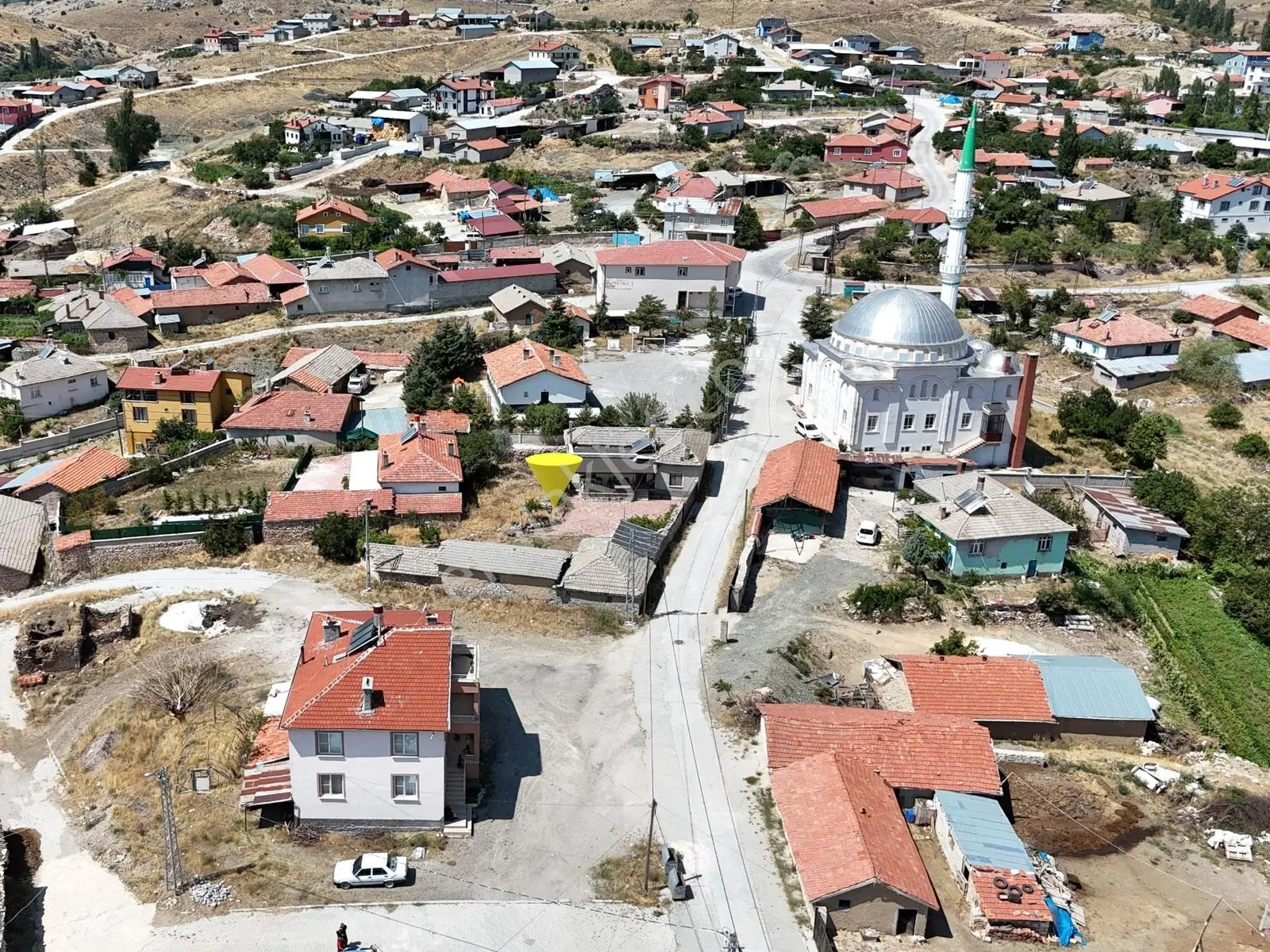 İşyapar'dan Karadiğinderesinde 839 M Köşe Parsel Üzerinde Bahçe — fotoğraf 40