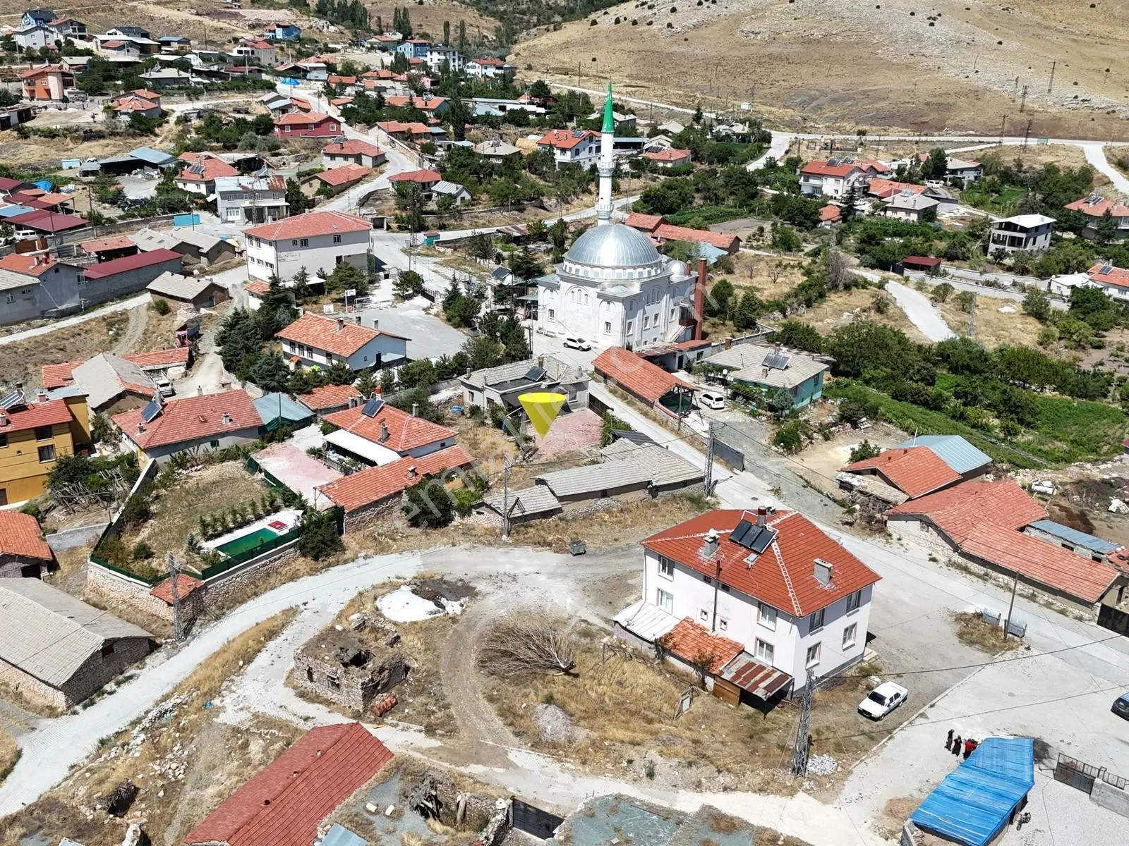 İşyapar'dan Karadiğinderesinde 839 M Köşe Parsel Üzerinde Bahçe — fotoğraf 41