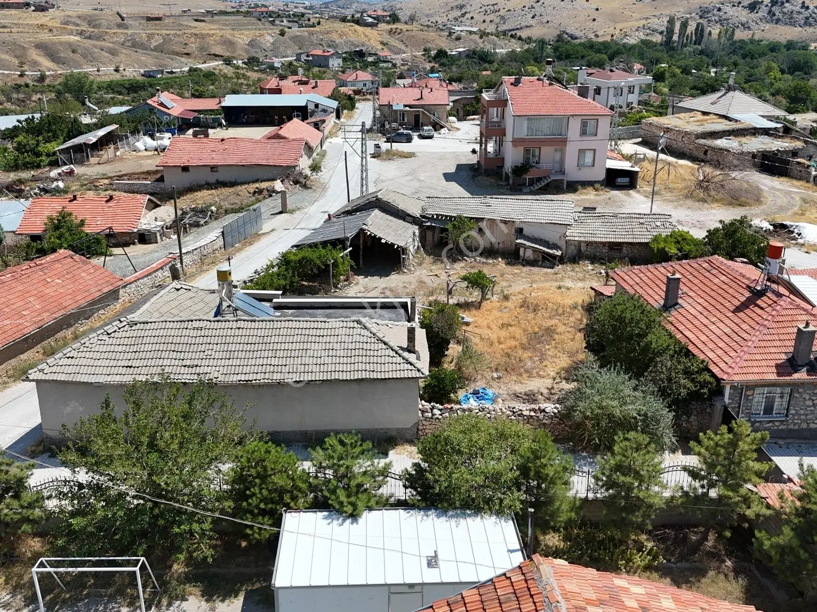 İşyapar'dan Karadiğinderesinde 839 M Köşe Parsel Üzerinde Bahçe — fotoğraf 44