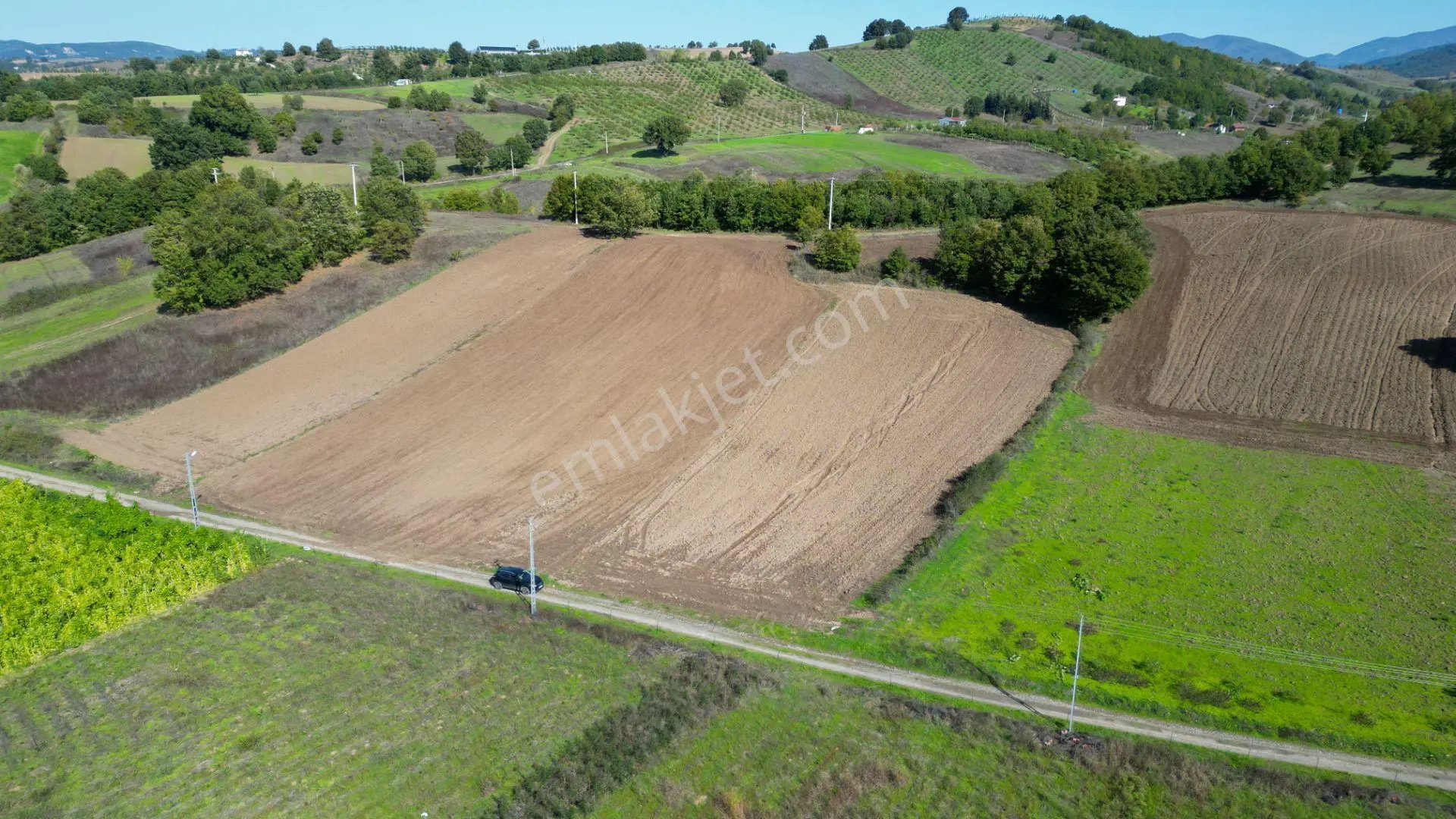 Uzmanlar'dan Çamdibi Meşelik Satılık 3351 M2 Tarla — fotoğraf 3