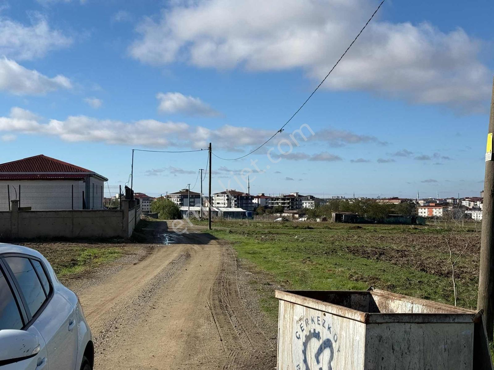 Var'dan Çerkezköy Bağlıkta 300m2 İmara Yakın Hisse — fotoğraf 16