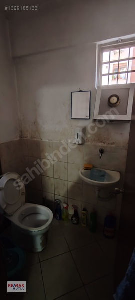 Hızır Bey Caddesi Üzerinde Ön Kullanımlı 40 M2 Satılık Dükkan — fotoğraf 7