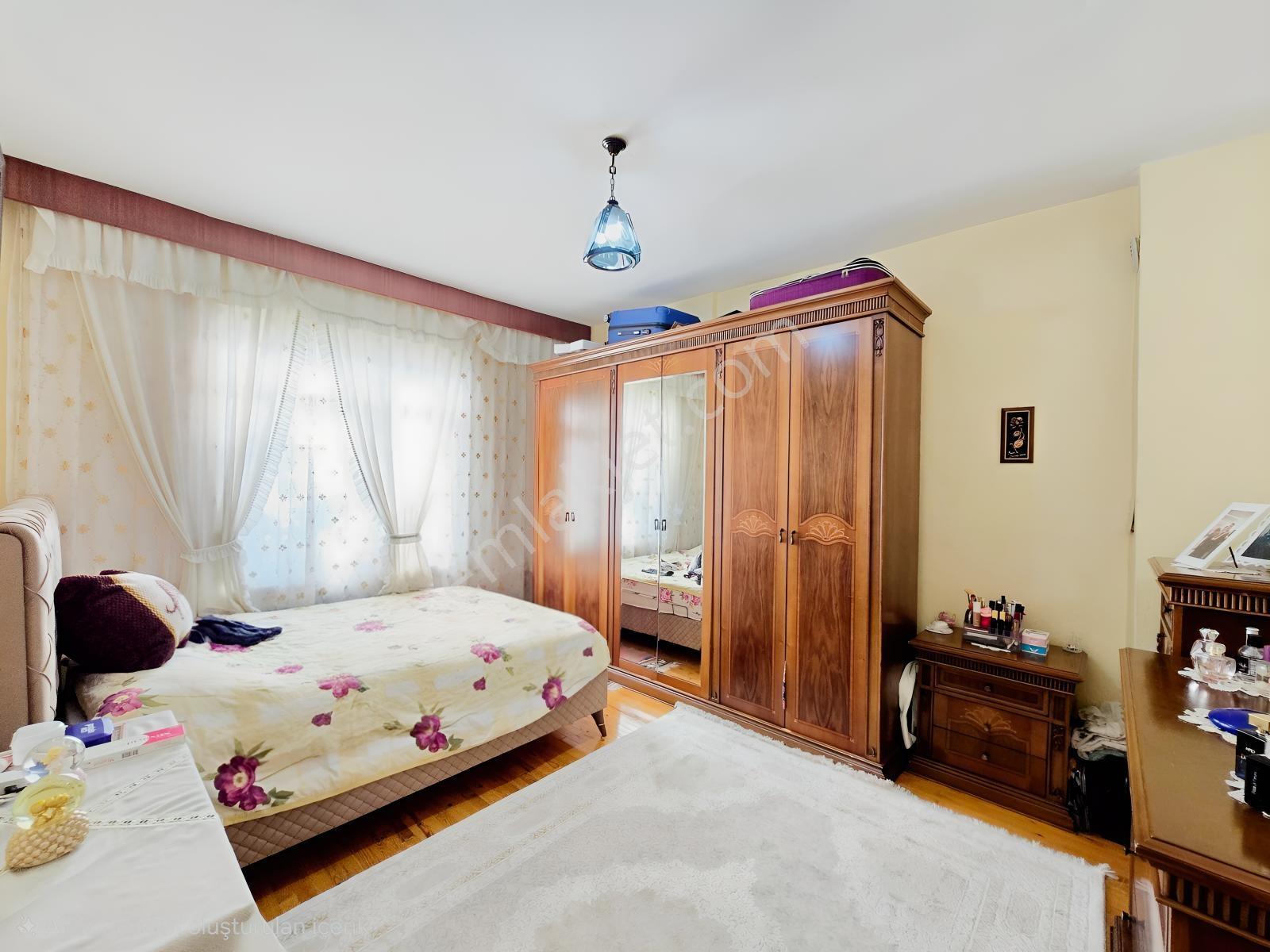 Sakarya Mahallesinde 3+1 Yalıtımlı Kat Mülkiyetli Geniş Daire — fotoğraf 6