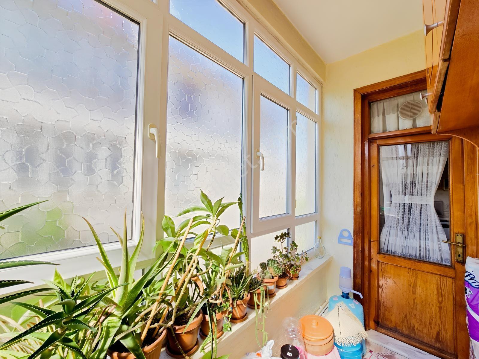 Sakarya Mahallesinde 3+1 Yalıtımlı Kat Mülkiyetli Geniş Daire — fotoğraf 18
