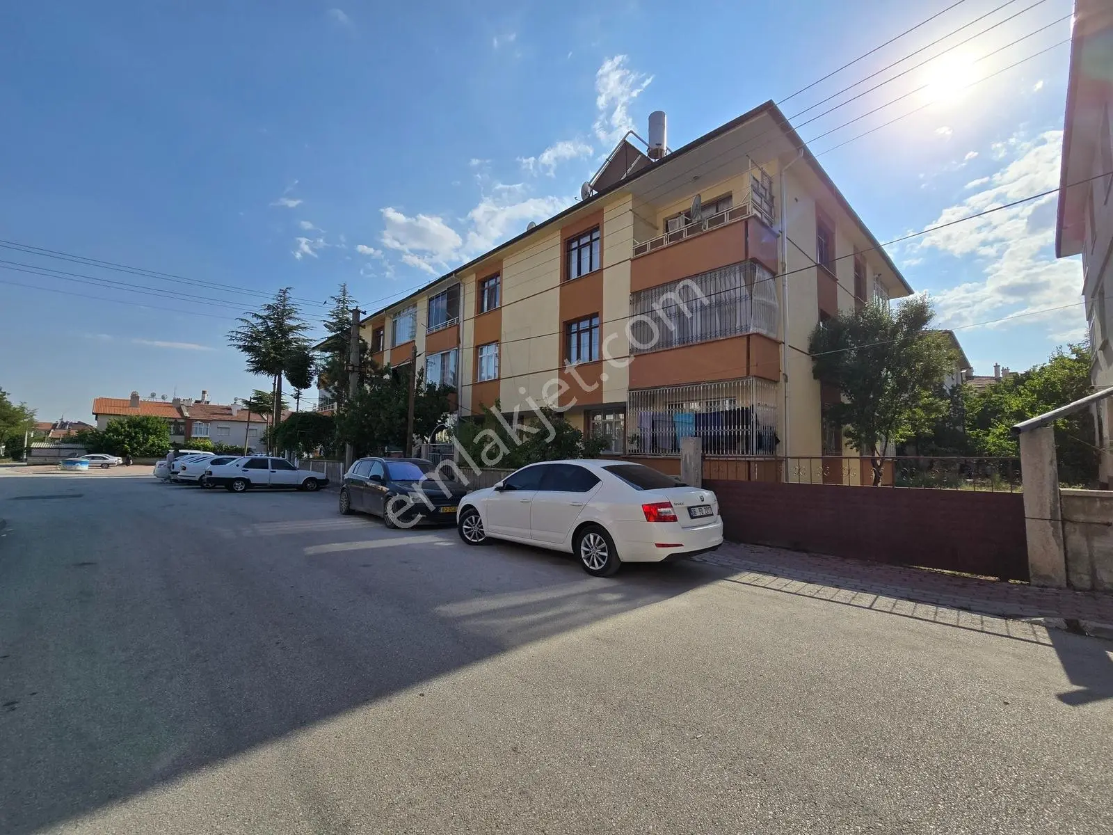 Sakarya Mahallesinde 3+1 Yalıtımlı Kat Mülkiyetli Geniş Daire — fotoğraf 54