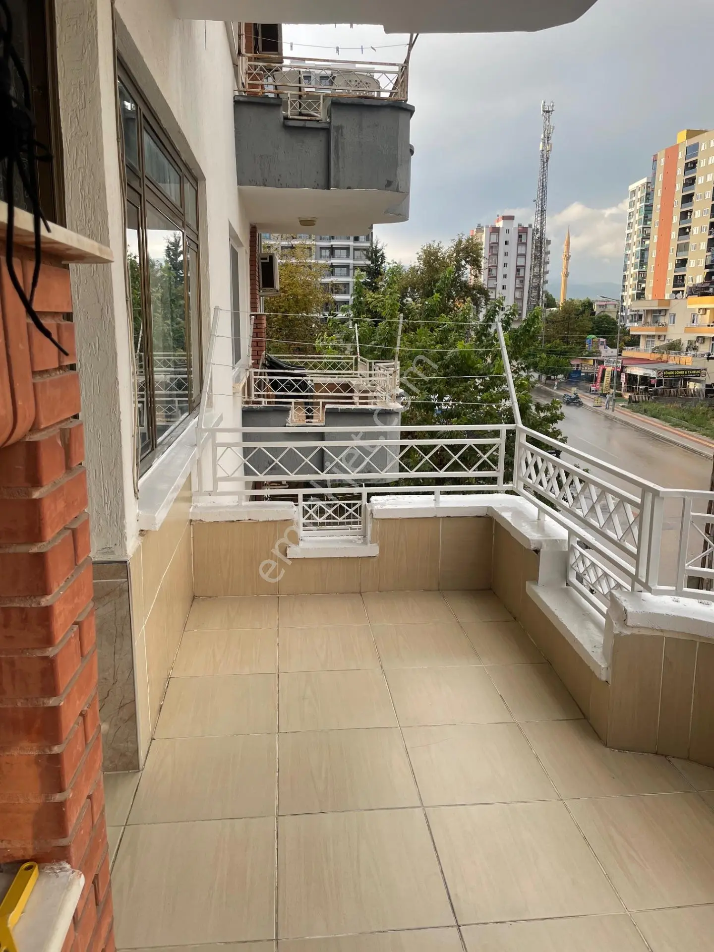 Mersin Erdemli Tömük'te Geniş Balkonlu 1+1 Satılık Daire — fotoğraf 8
