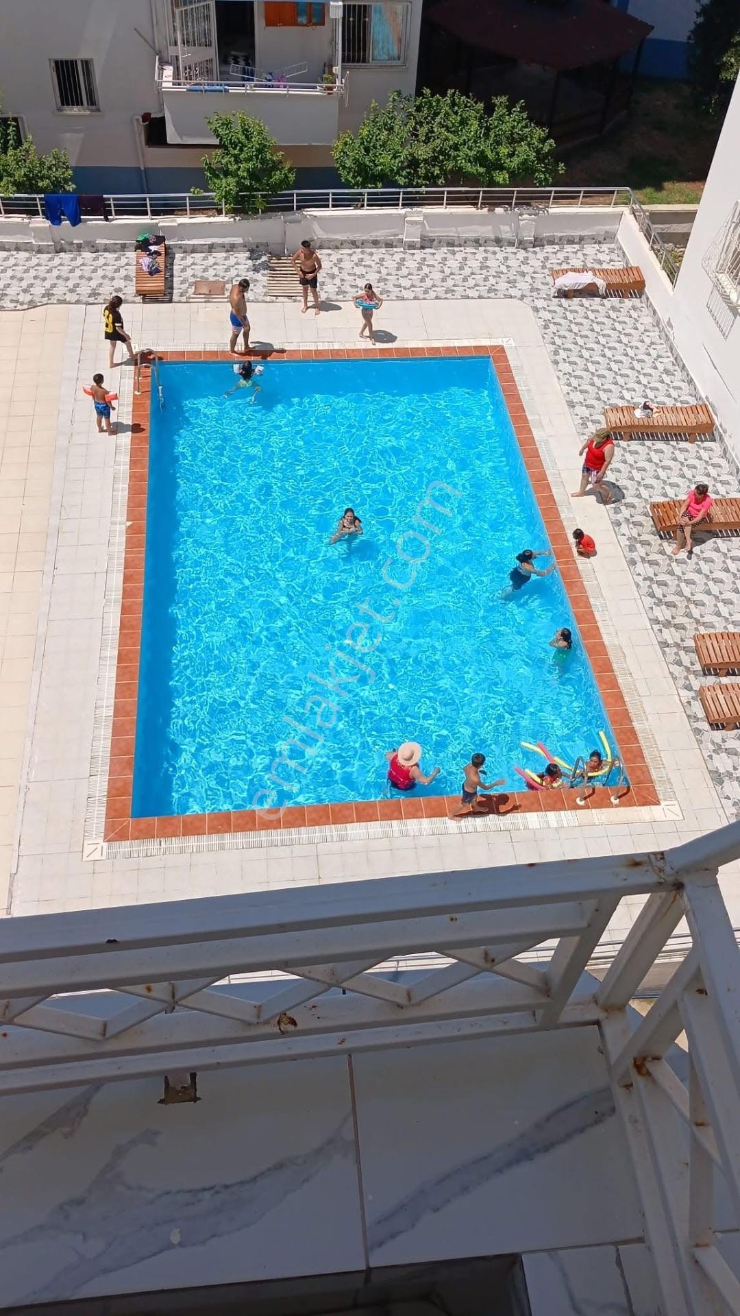 Mersin Erdemli Tömük'te Geniş Balkonlu 1+1 Satılık Daire — fotoğraf 13