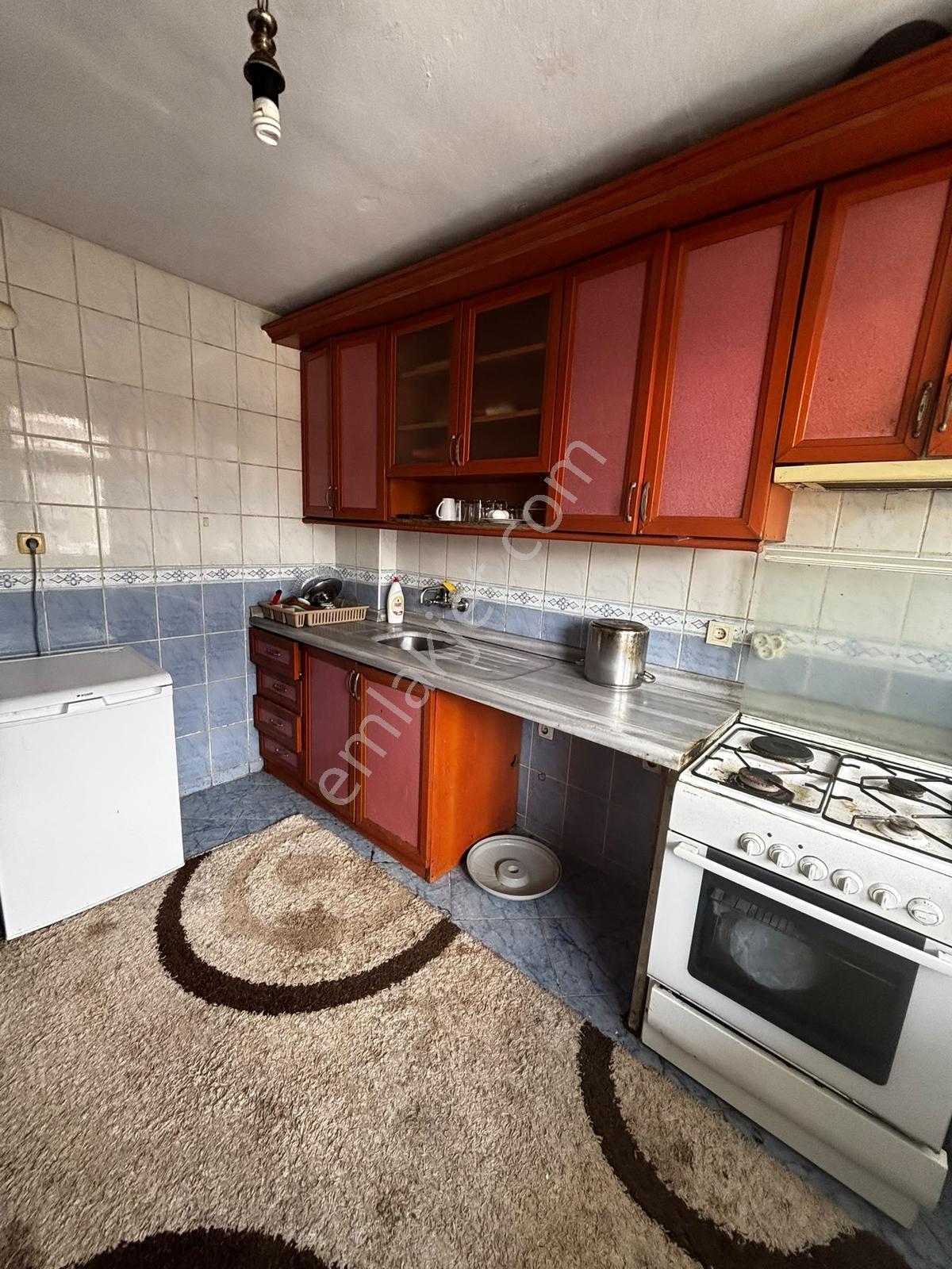 Cadde Üzerinde 3+1 Doğalgazlı Yatırımlık Daire — fotoğraf 12