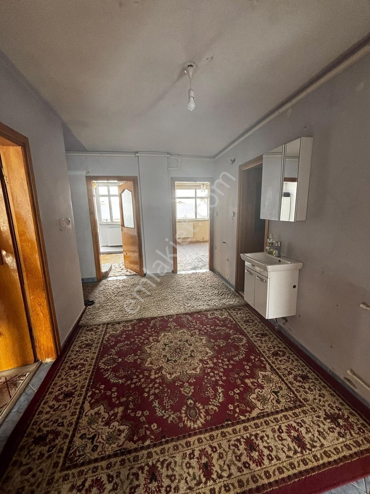 Cadde Üzerinde 3+1 Doğalgazlı Yatırımlık Daire — fotoğraf 19